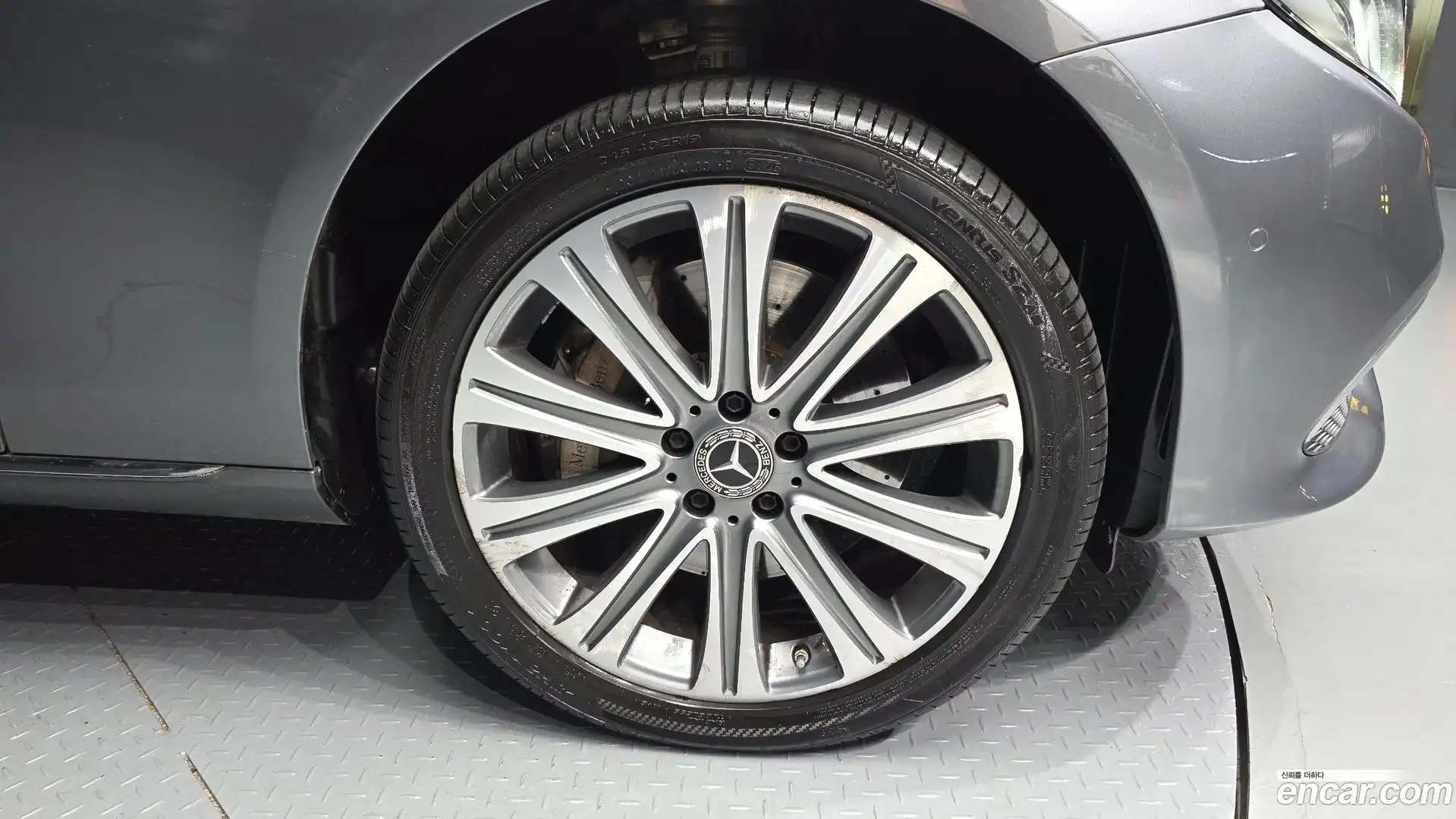 E-Class Mercedes-Benz 2020.9-OUTER-031