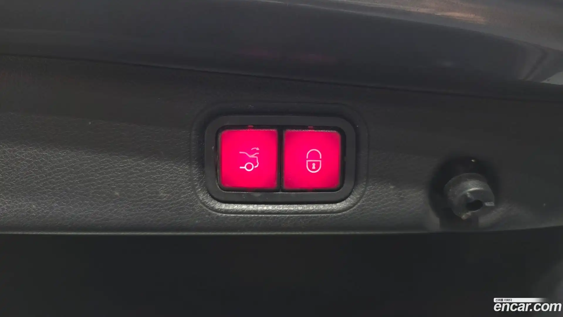 E-Class Mercedes-Benz 2020.9-OPTION-045