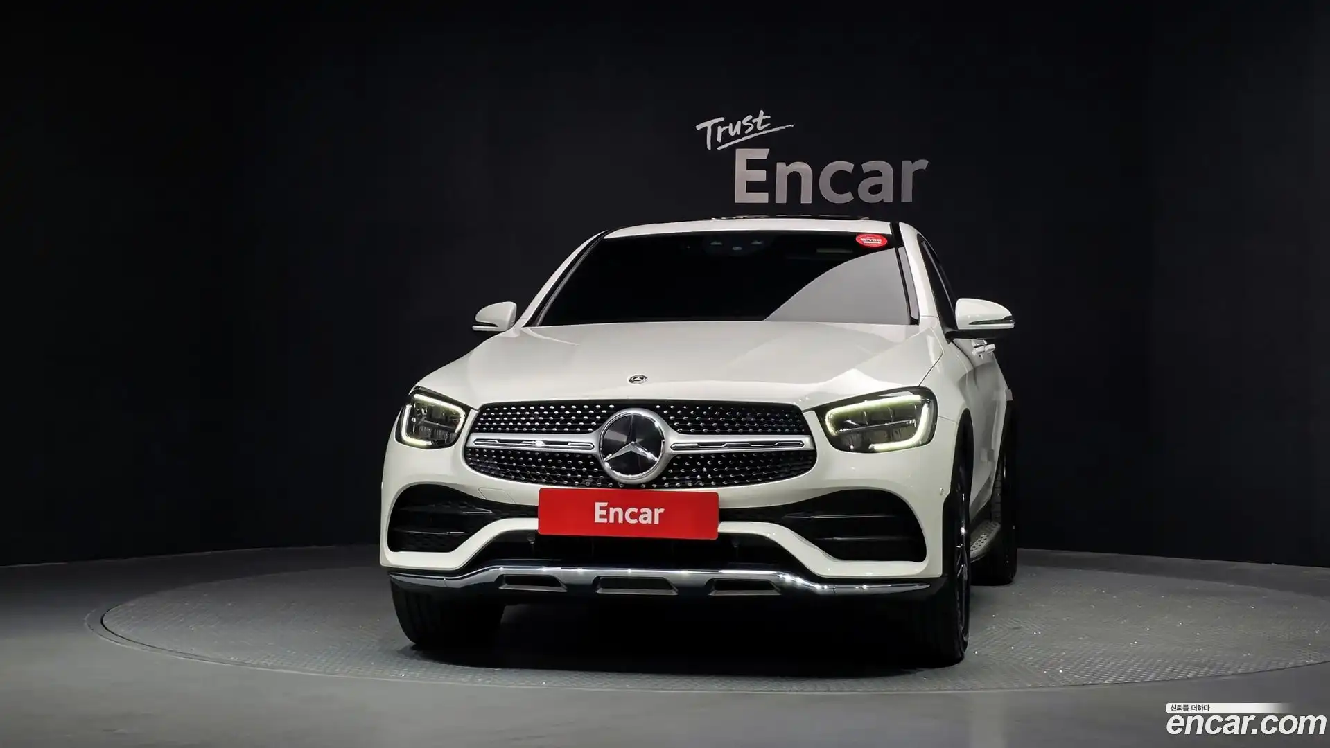 GLC-Class Mercedes-Benz 2020.2-OUTER-003