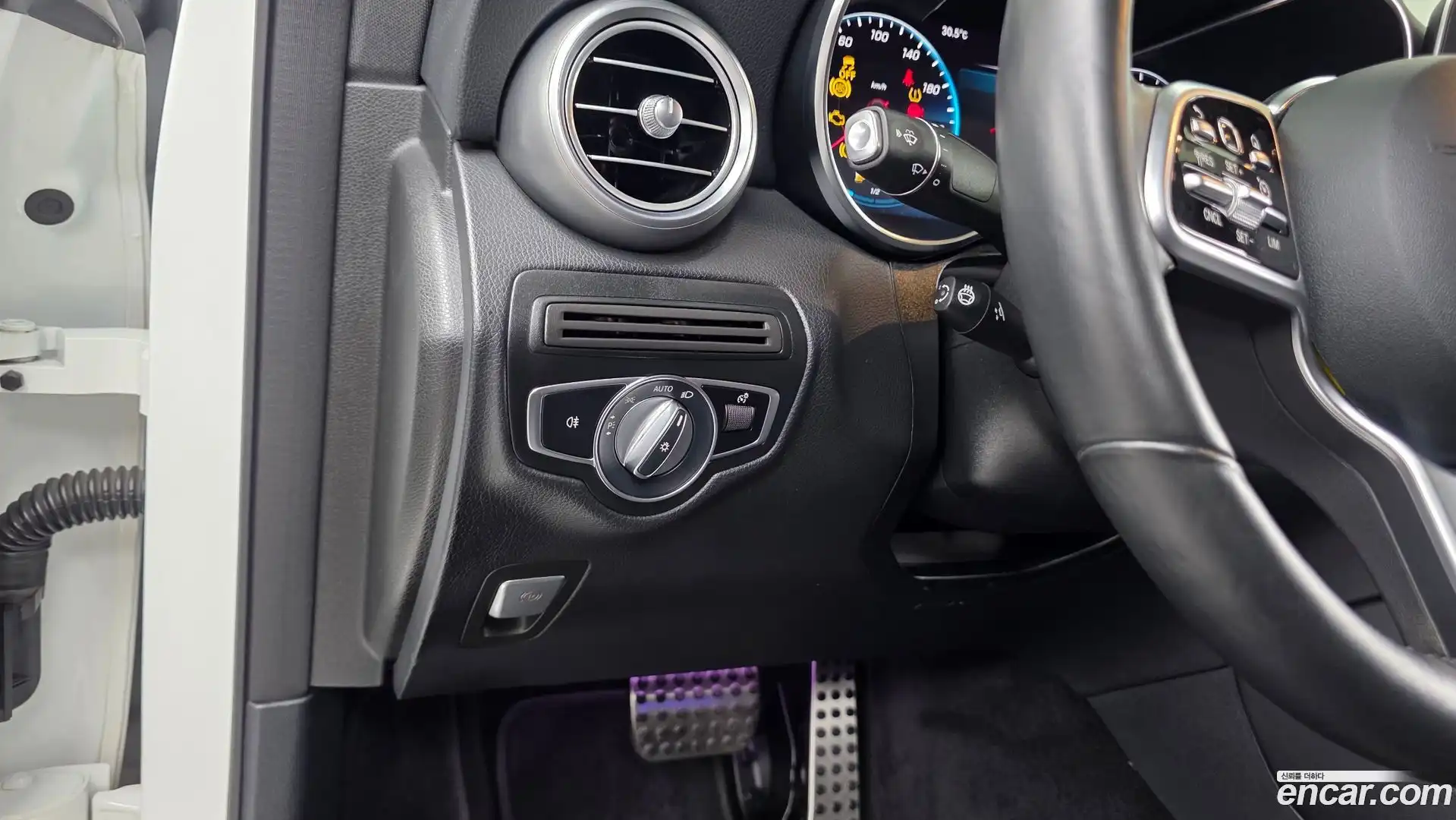 GLC-Class Mercedes-Benz 2020.2-OPTION-020