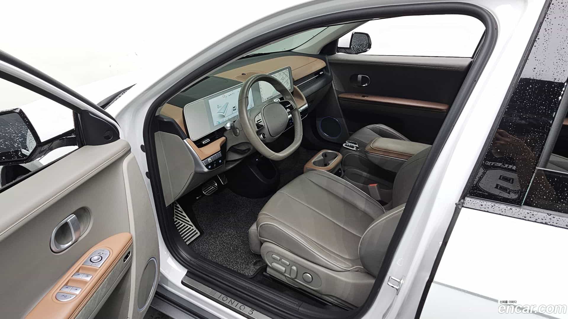 Ioniq5 Hyundai 2022.5-INNER-010
