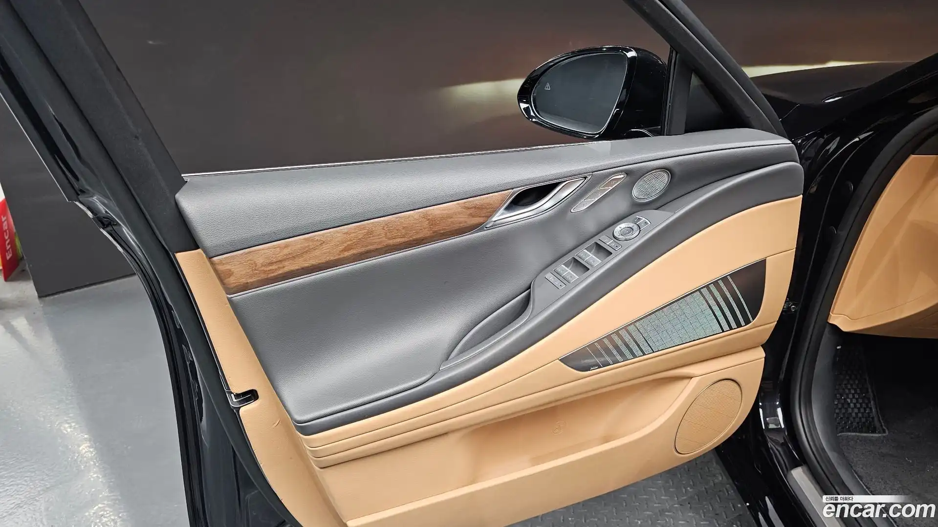 G80 Genesis 2022.5-INNER-034