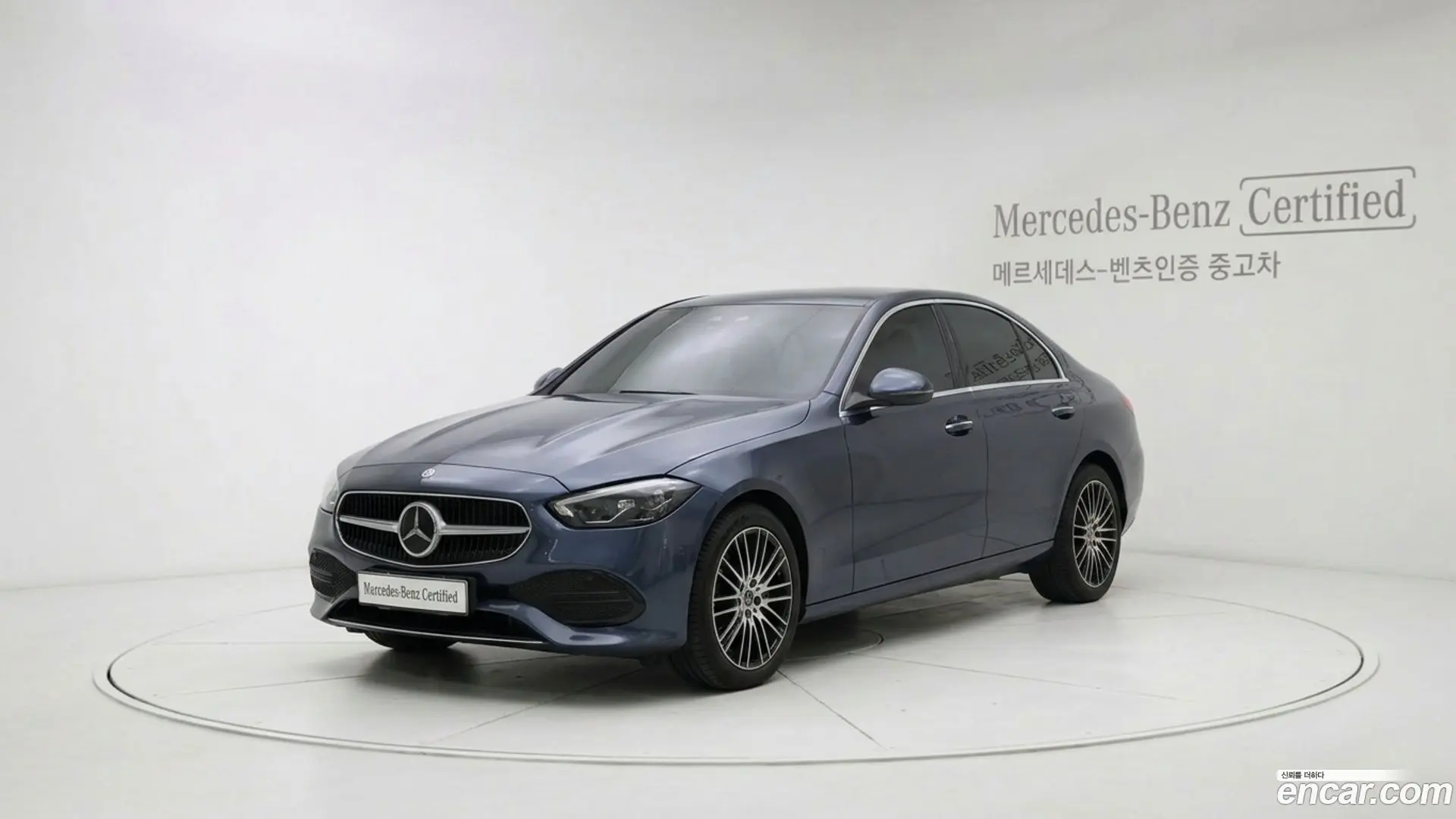 Main__Slider__Photo:C-Class Mercedes-Benz 2025.2-0