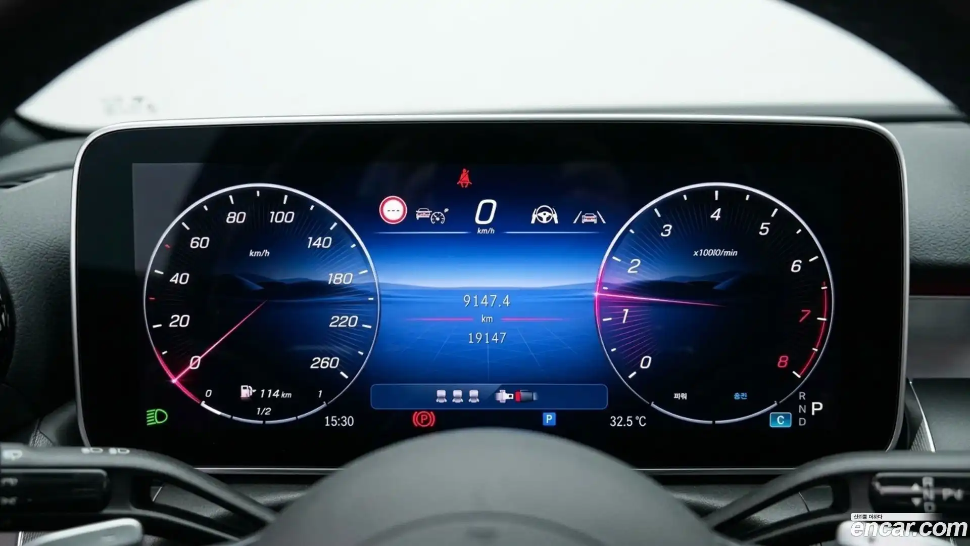 C-Class Mercedes-Benz 2025.2-INNER-008