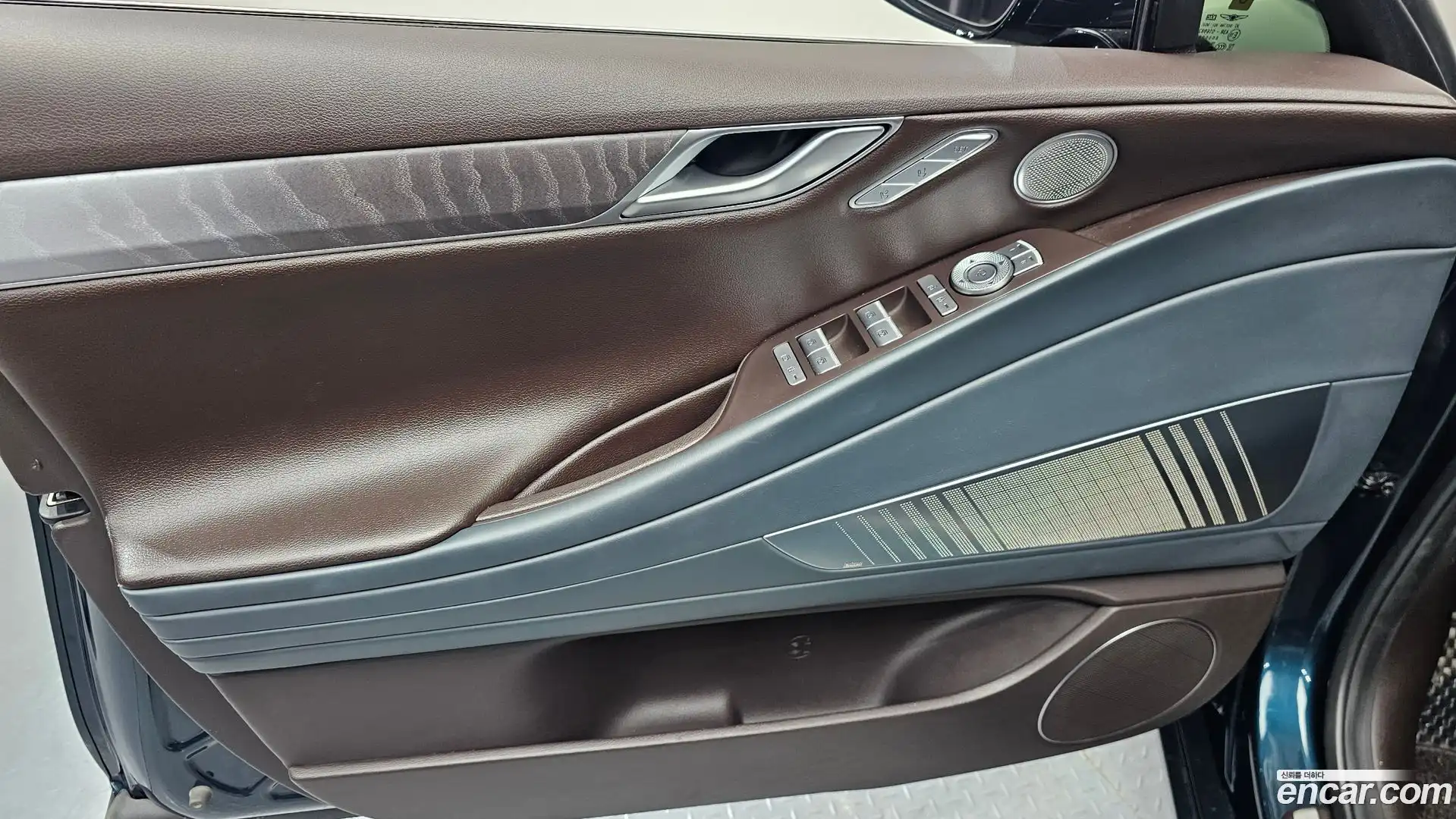 G80 Genesis 2020.9-INNER-034