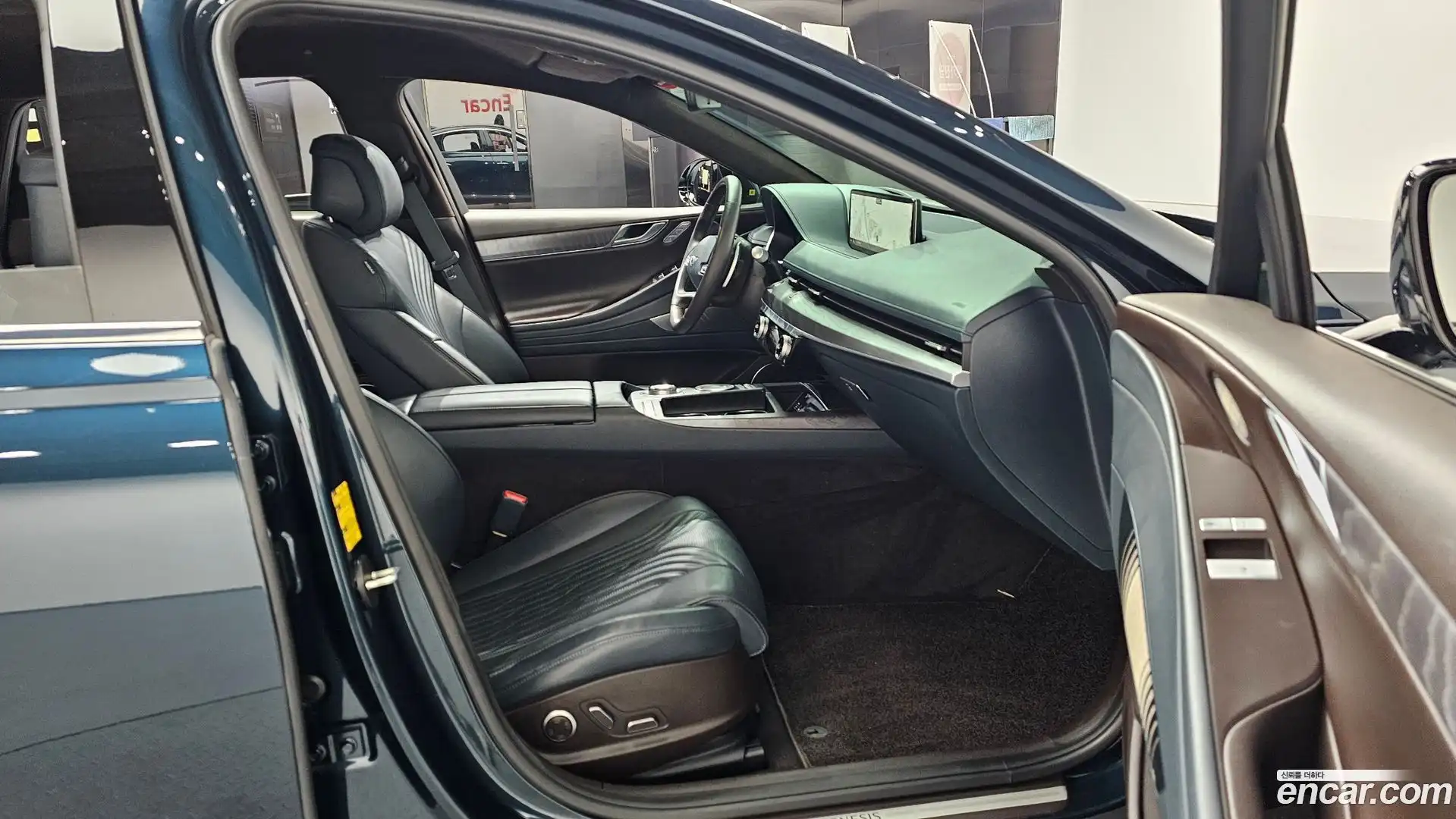 G80 Genesis 2020.9-INNER-036