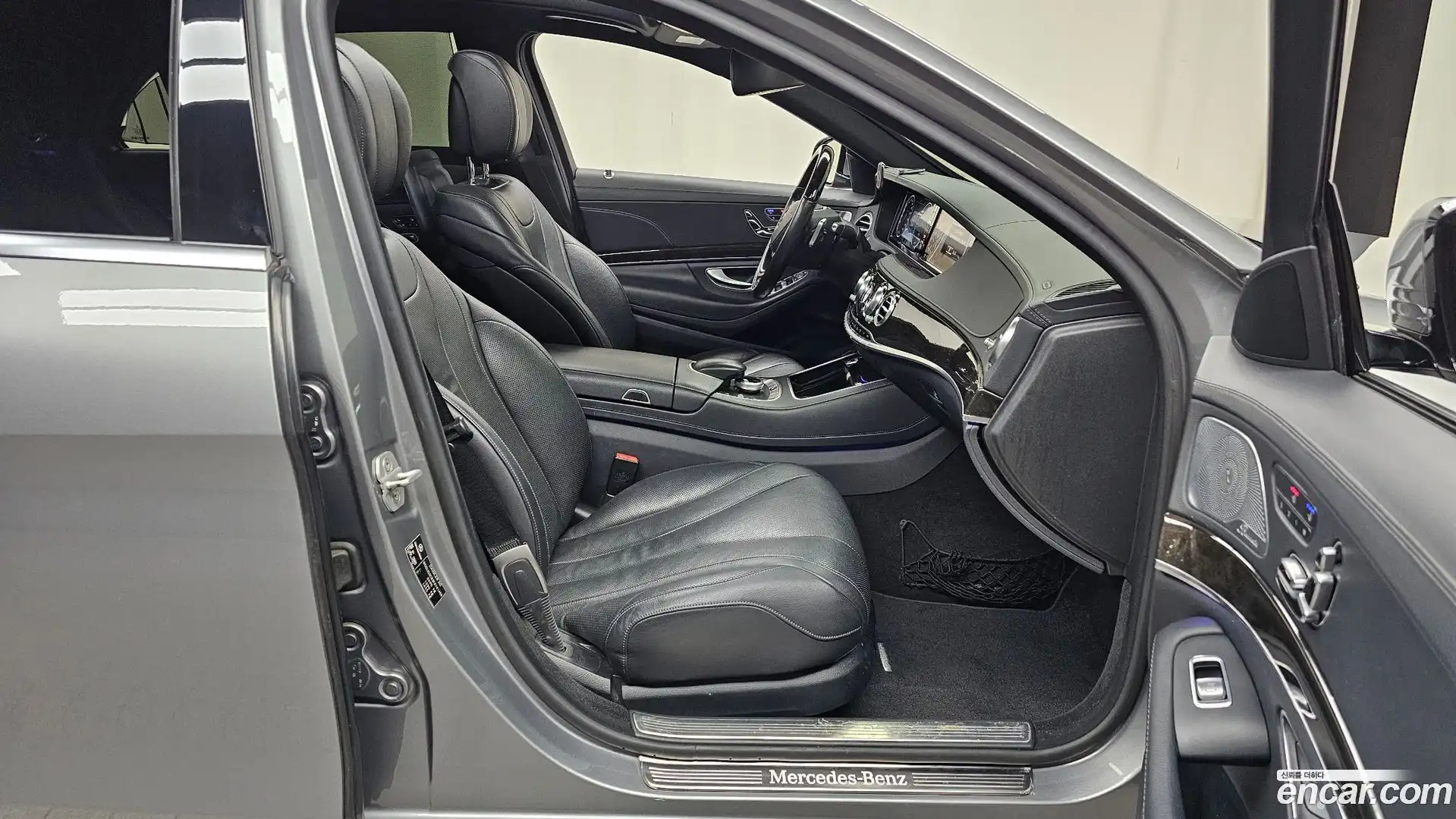 S-Class Mercedes-Benz 2015.0-OPTION-015