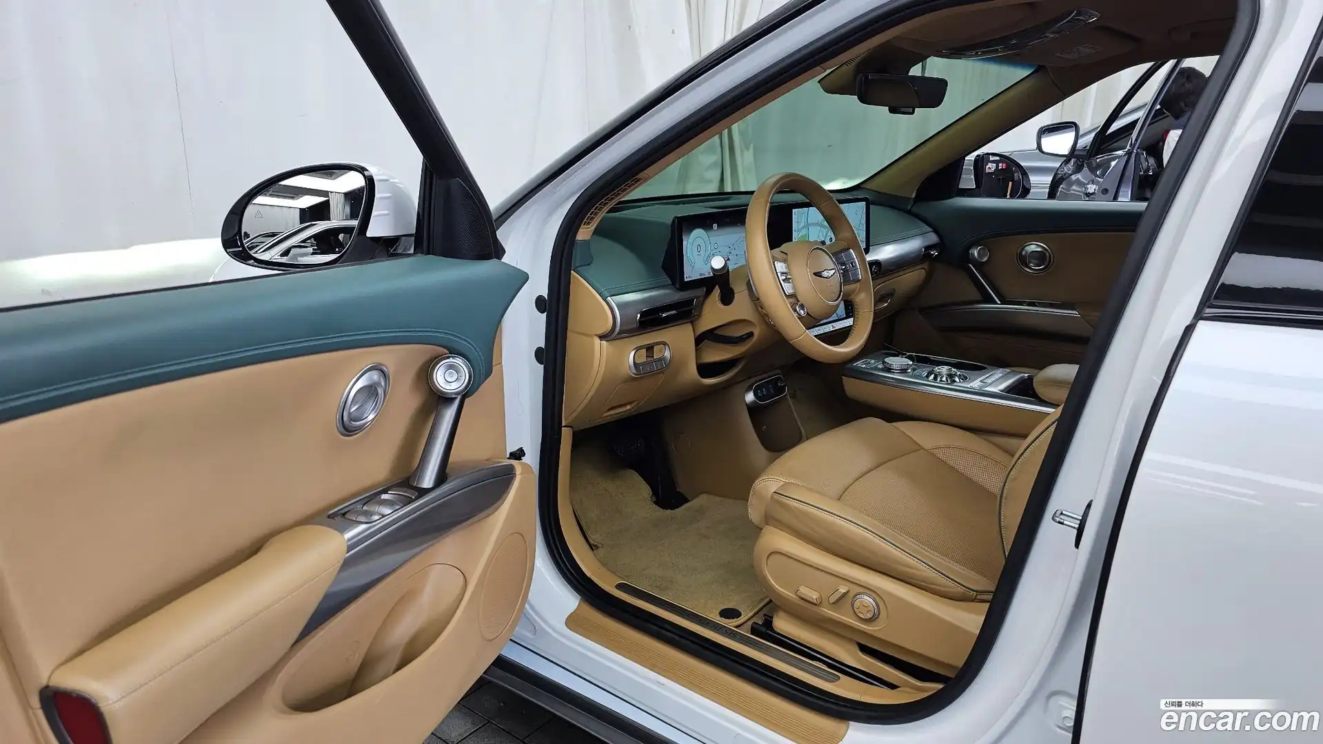 GV60 Genesis 2022.6-INNER-010