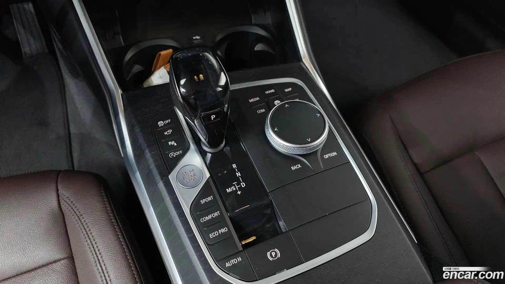 3-Series BMW 2021.3-INNER-009