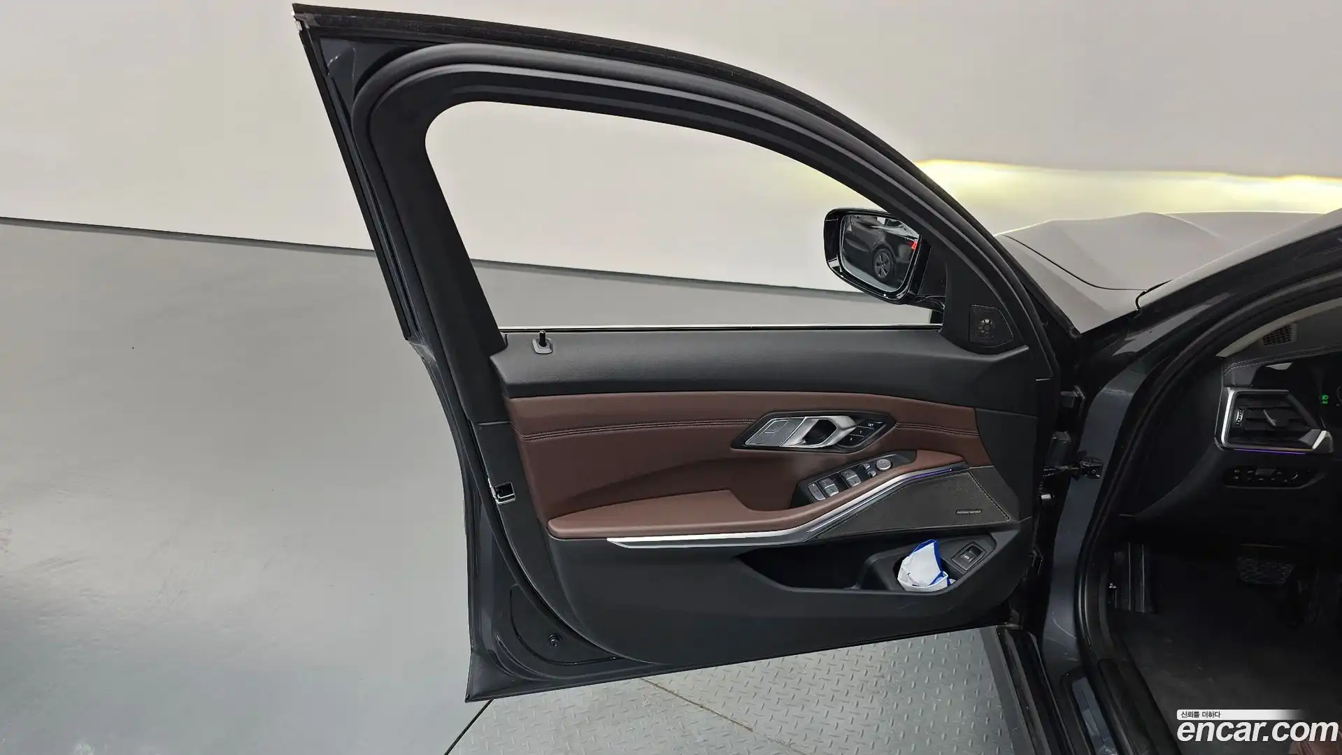 3-Series BMW 2021.3-INNER-034