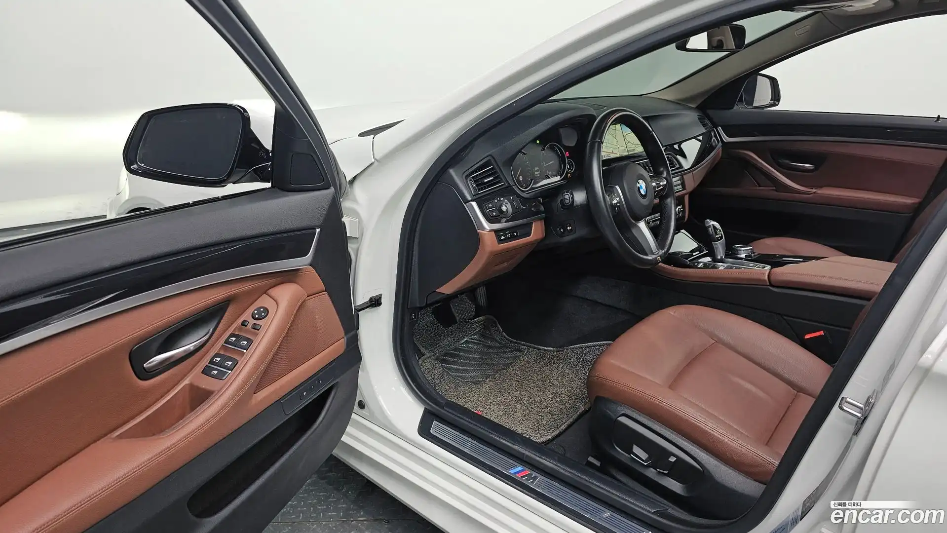 5-Series BMW 2016.10-INNER-010