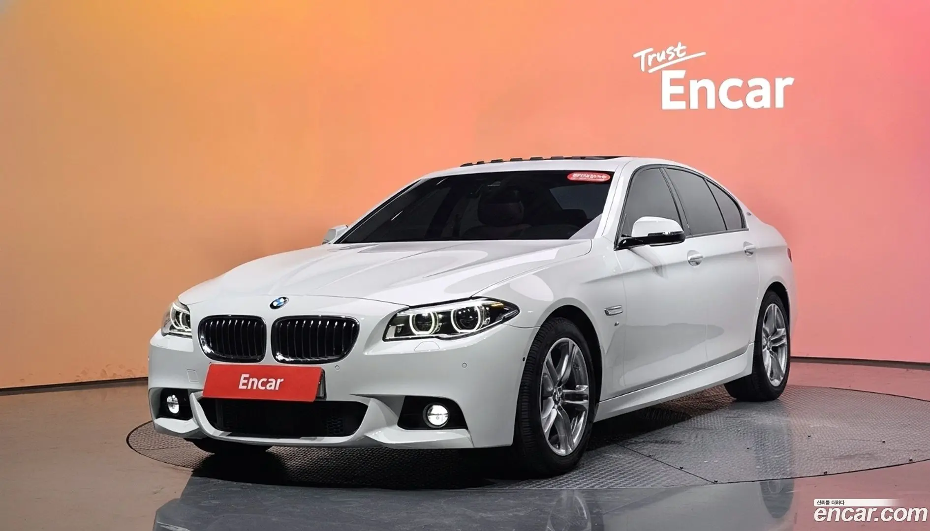 Main__Slider__Photo:5-Series BMW 2016.10-0