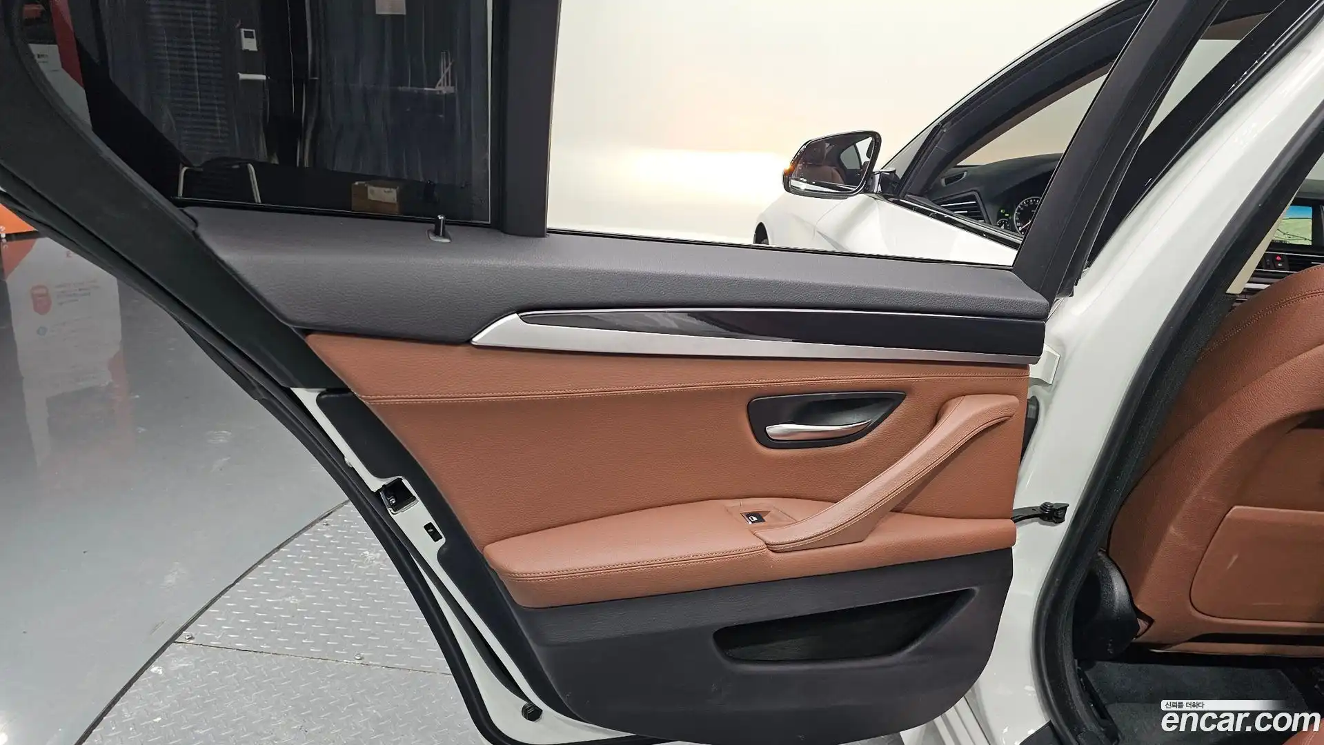 5-Series BMW 2016.10-INNER-035