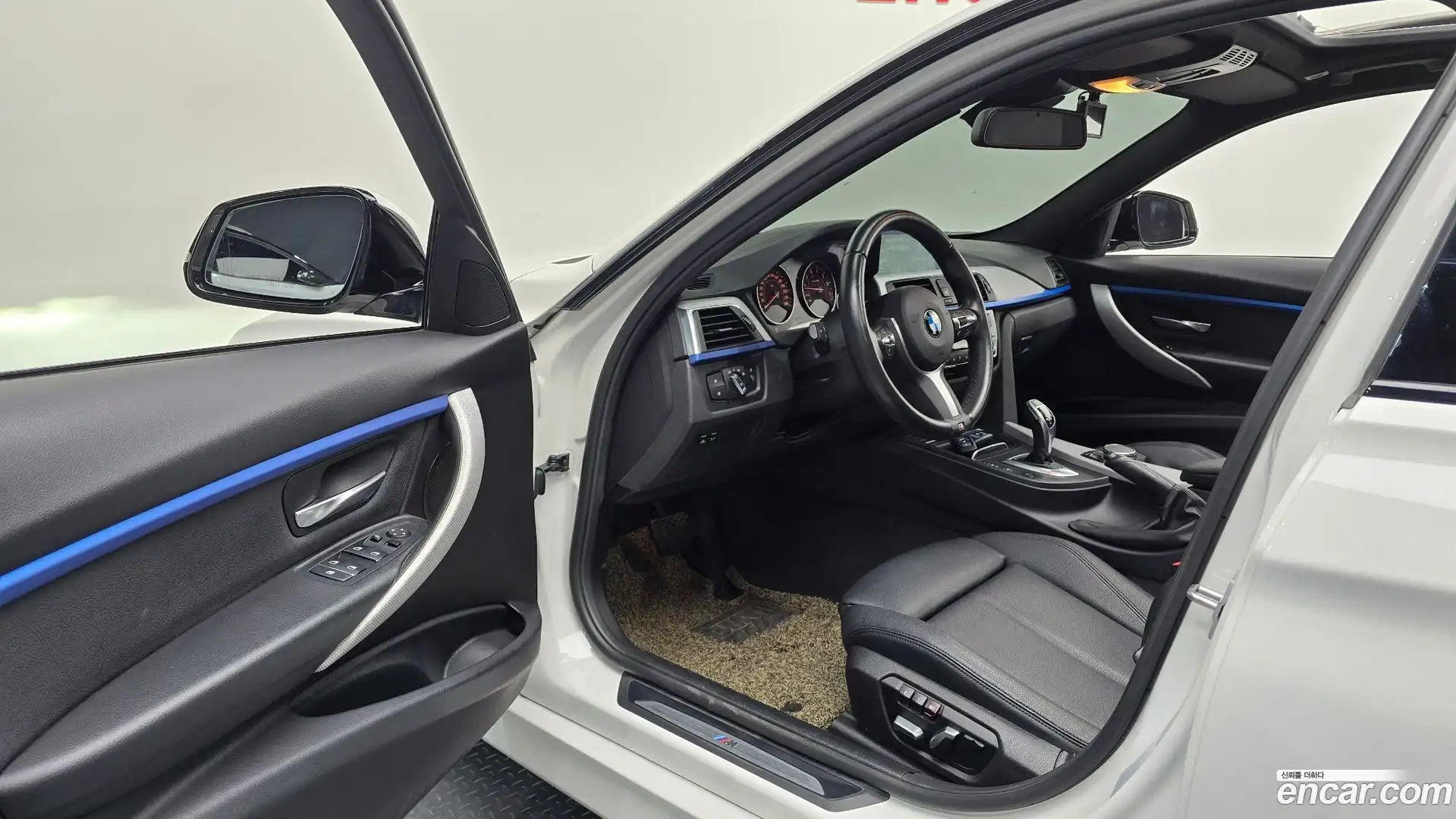 3-Series BMW 2018.1-INNER-010