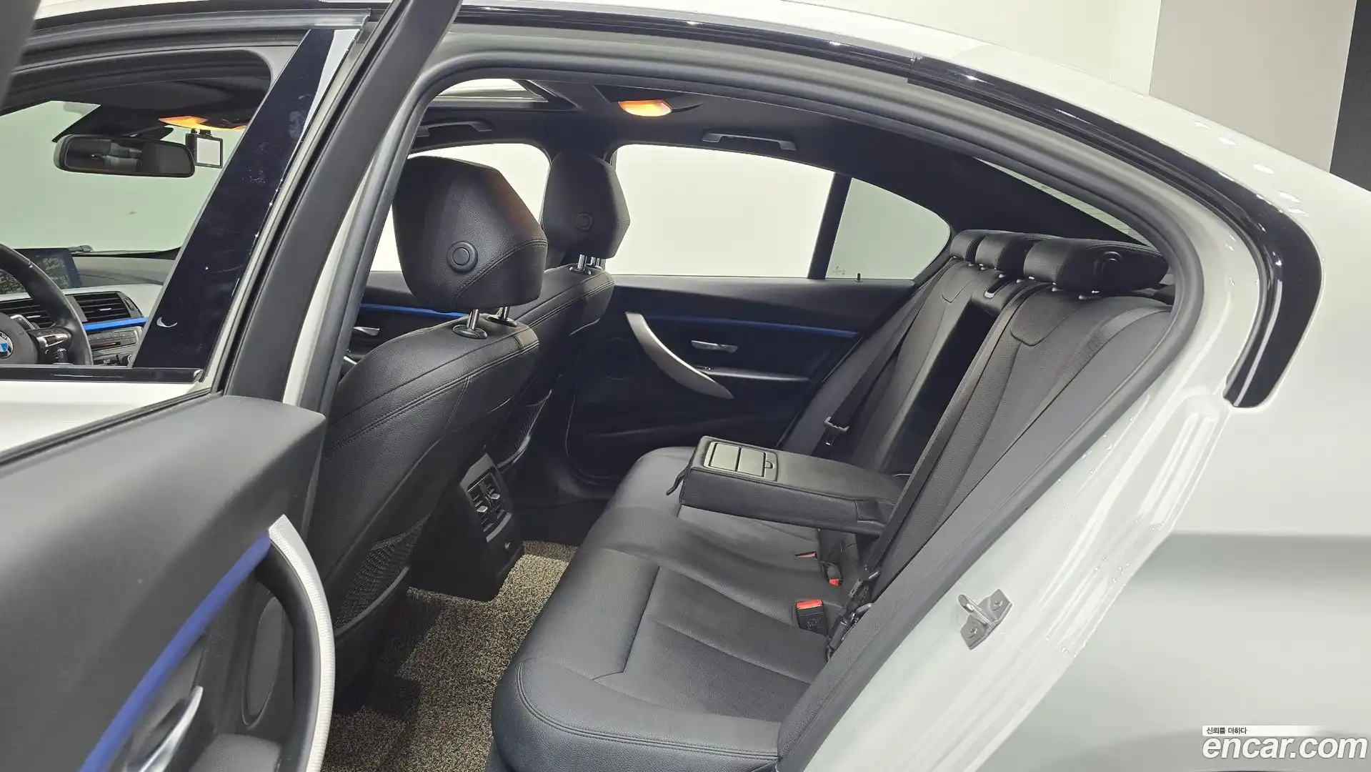 3-Series BMW 2018.1-OPTION-015