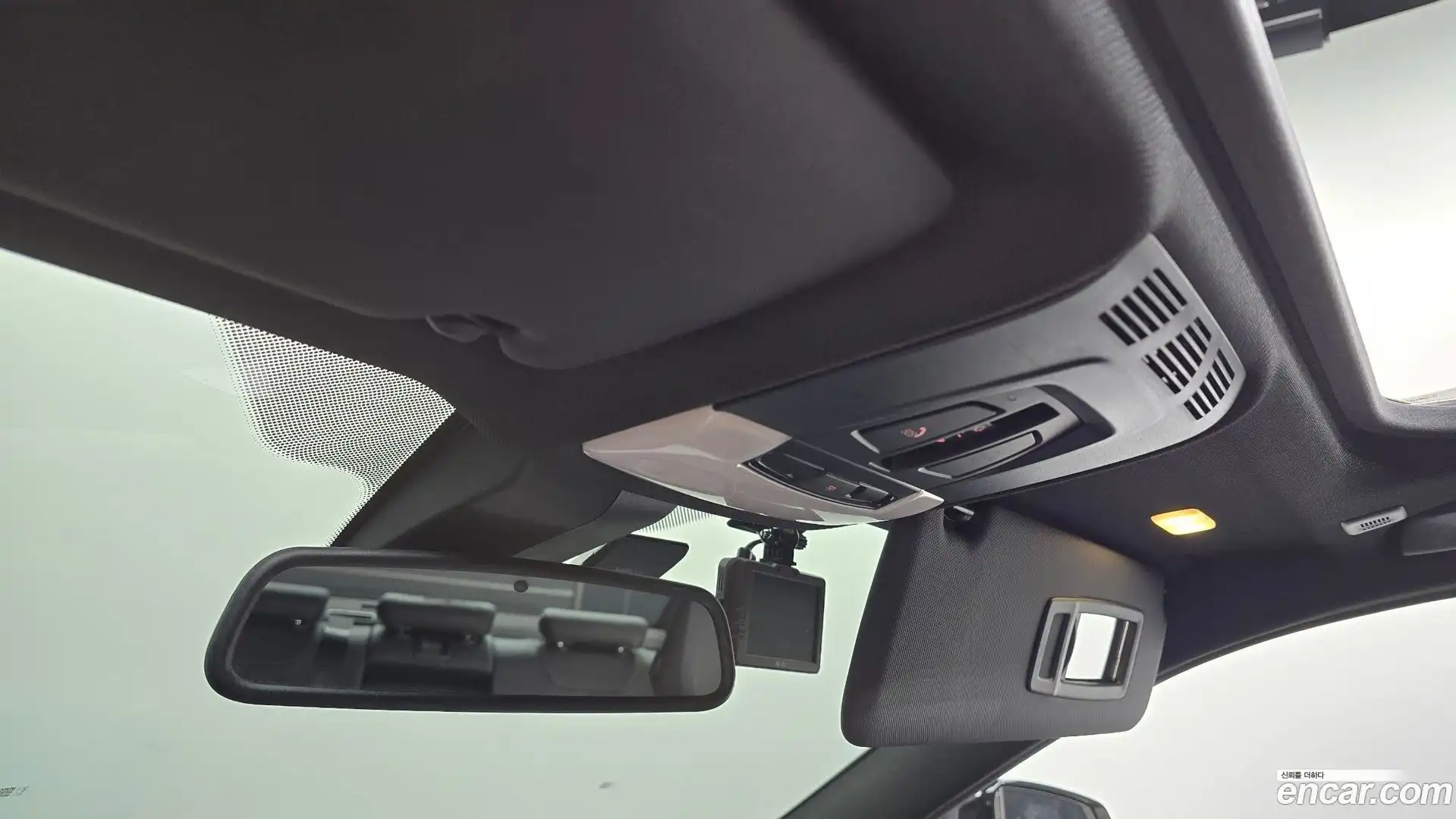 3-Series BMW 2018.1-OPTION-042