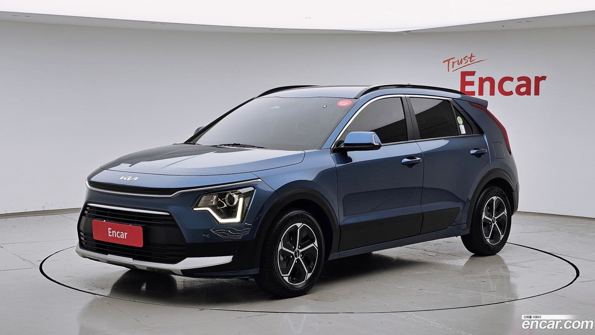 Main__Slider__Photo:Niro Kia 2022.3-0