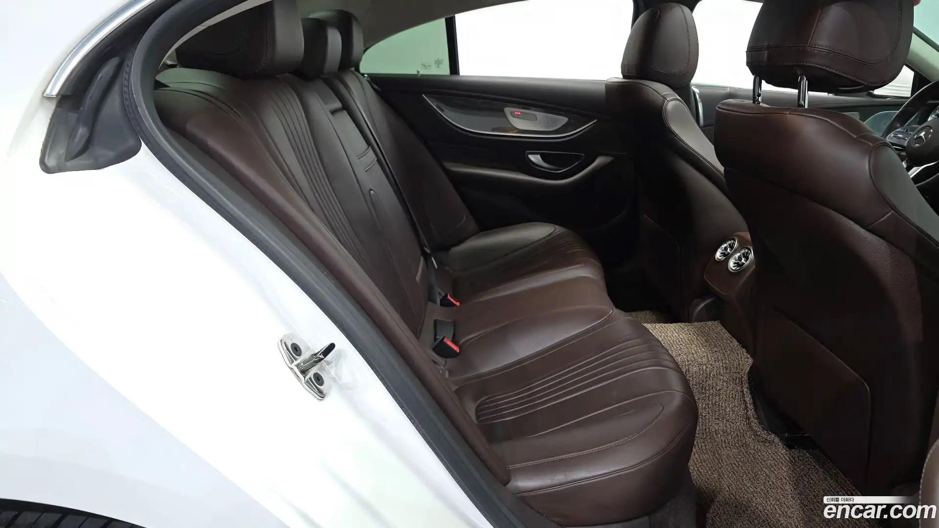 CLS-Class Mercedes-Benz 2019.11-OPTION-016
