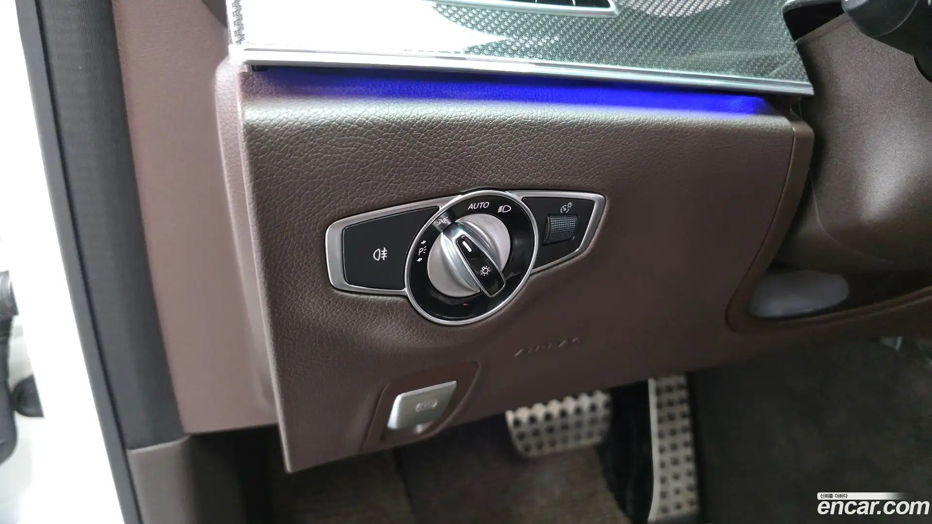 CLS-Class Mercedes-Benz 2019.11-OPTION-024