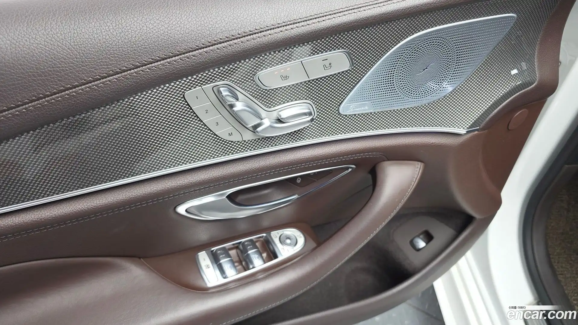 CLS-Class Mercedes-Benz 2019.11-OPTION-040