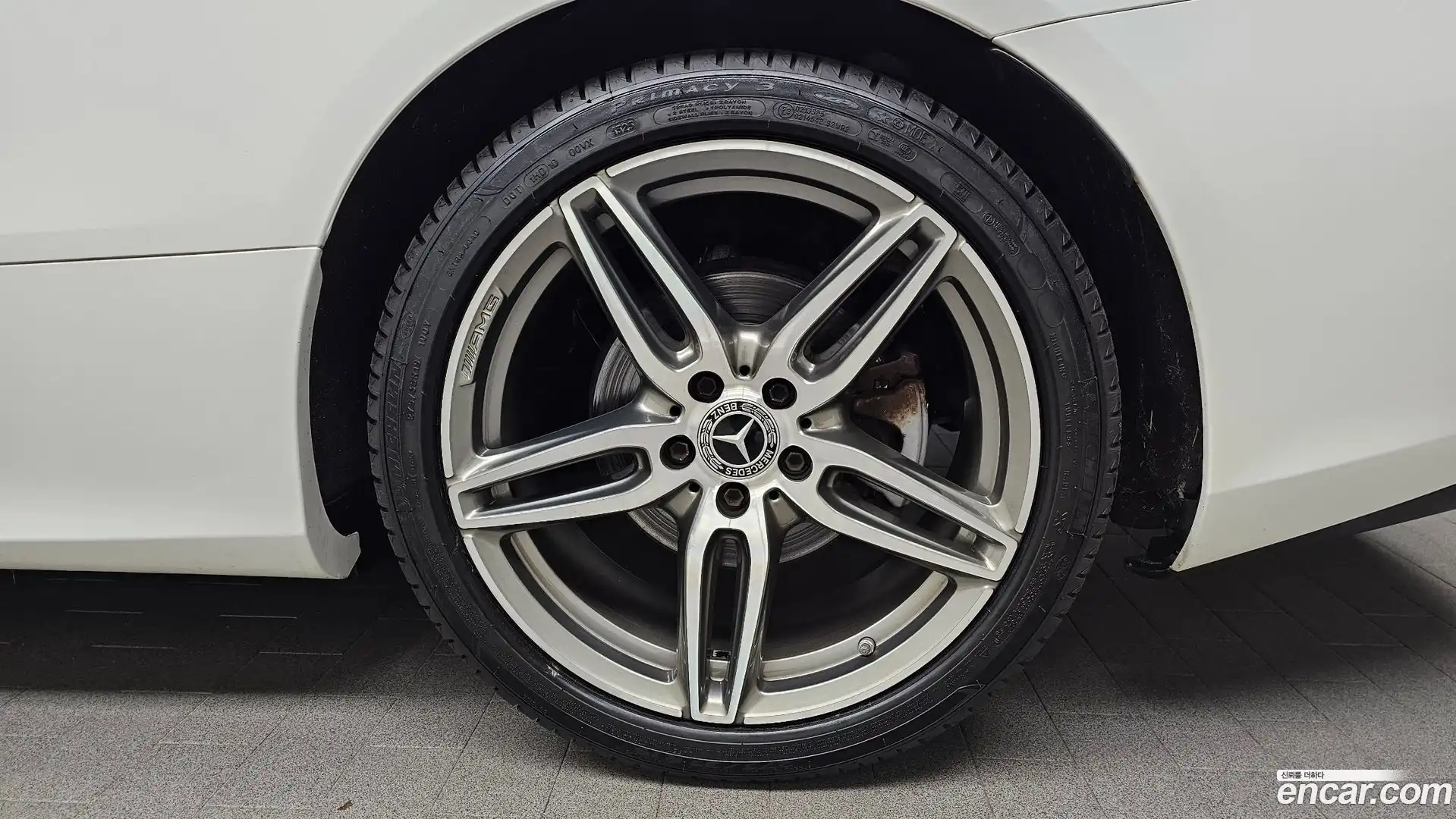 E-Class Mercedes-Benz 2020.7-OUTER-031