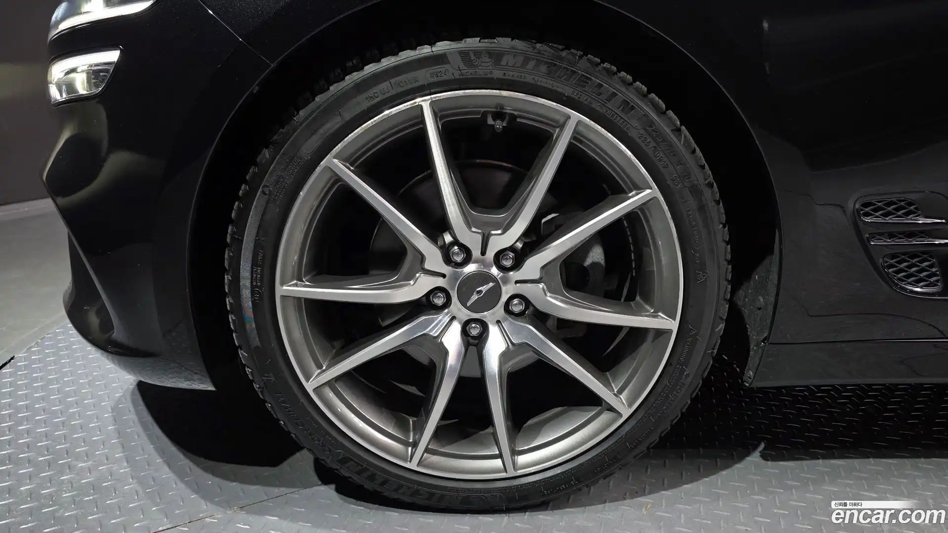 G70 Genesis 2022.1-OUTER-005