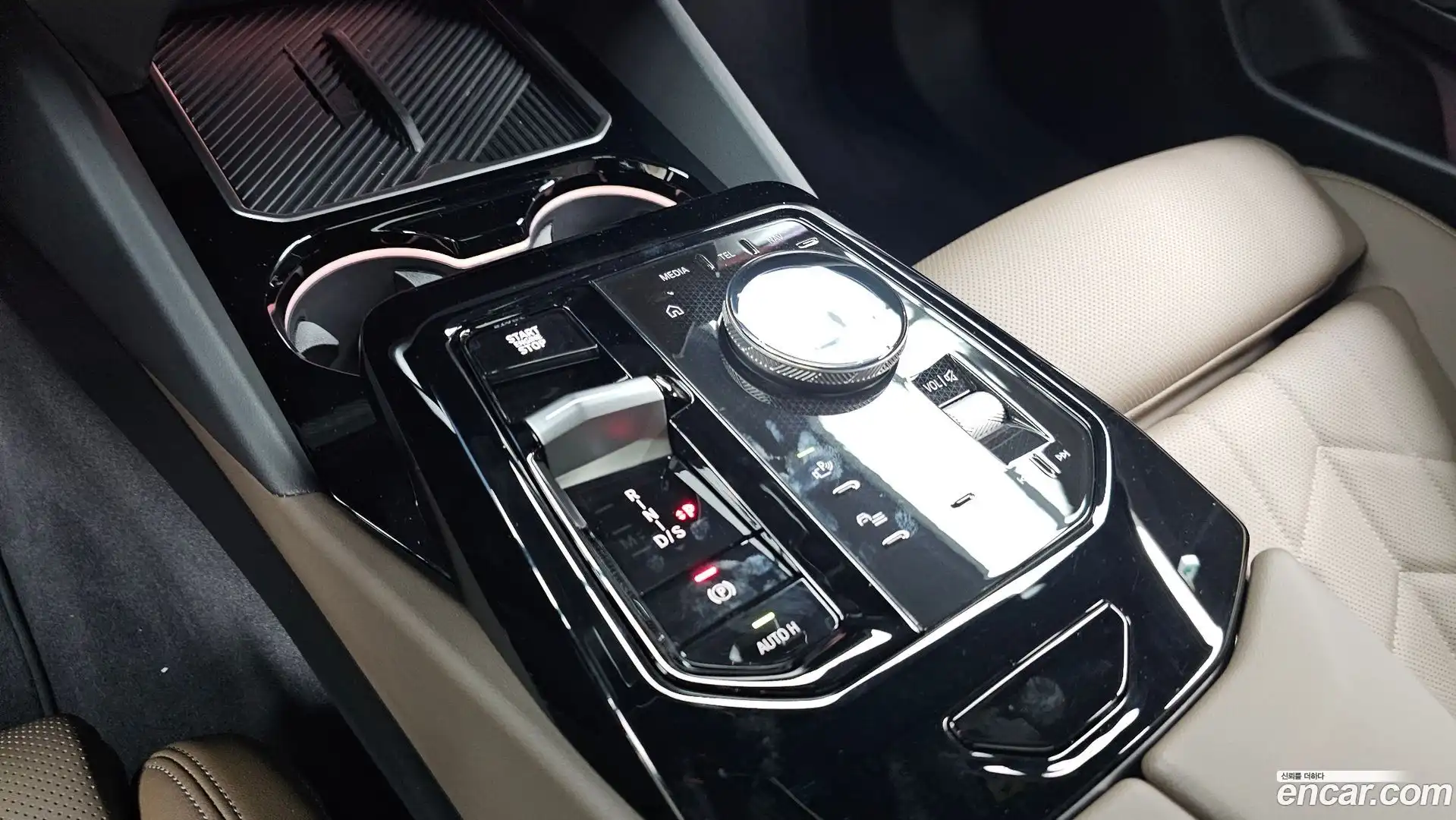 5-Series BMW 2025.8-INNER-009