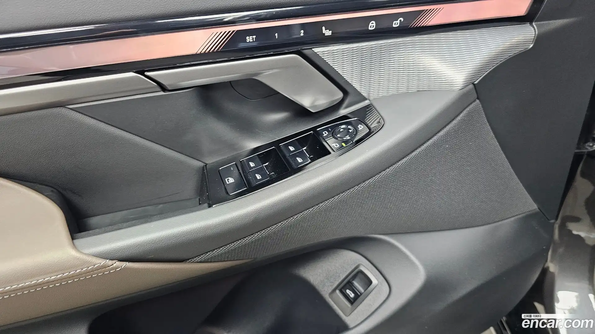 5-Series BMW 2025.8-OPTION-040