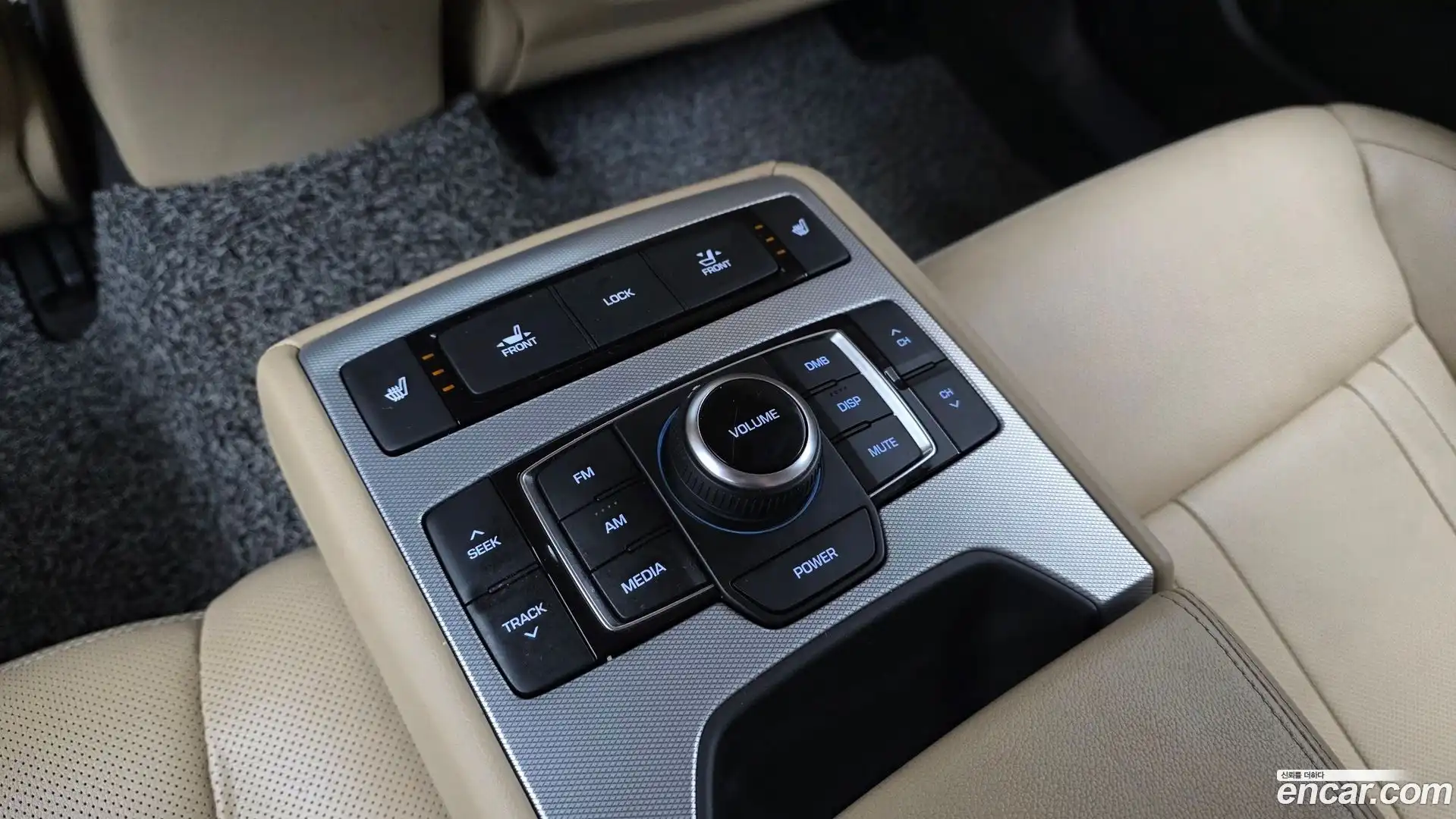 G80 Genesis 2017.0-OPTION-022