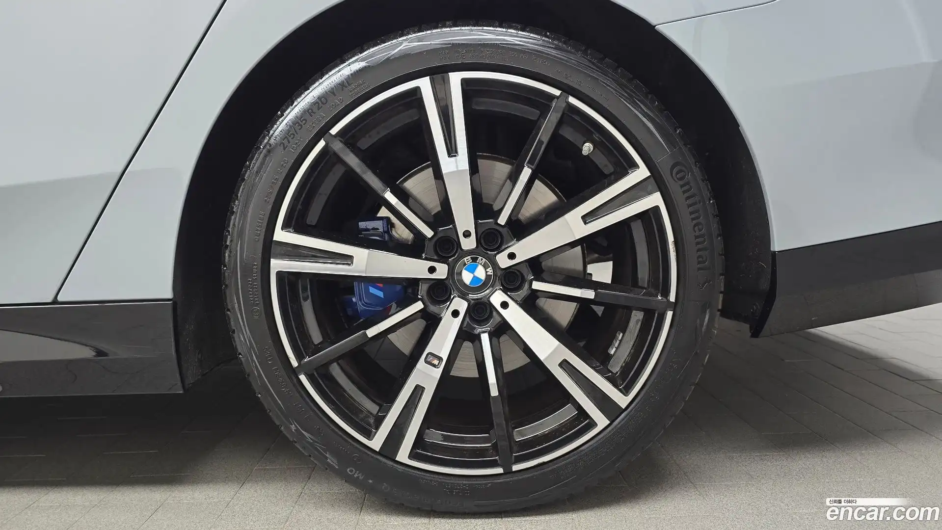 5-Series BMW 2025.7-OUTER-031