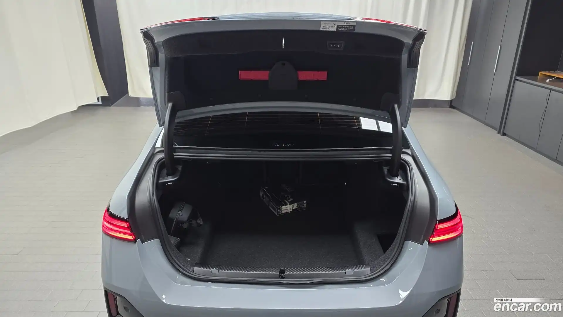 5-Series BMW 2025.7-OPTION-042