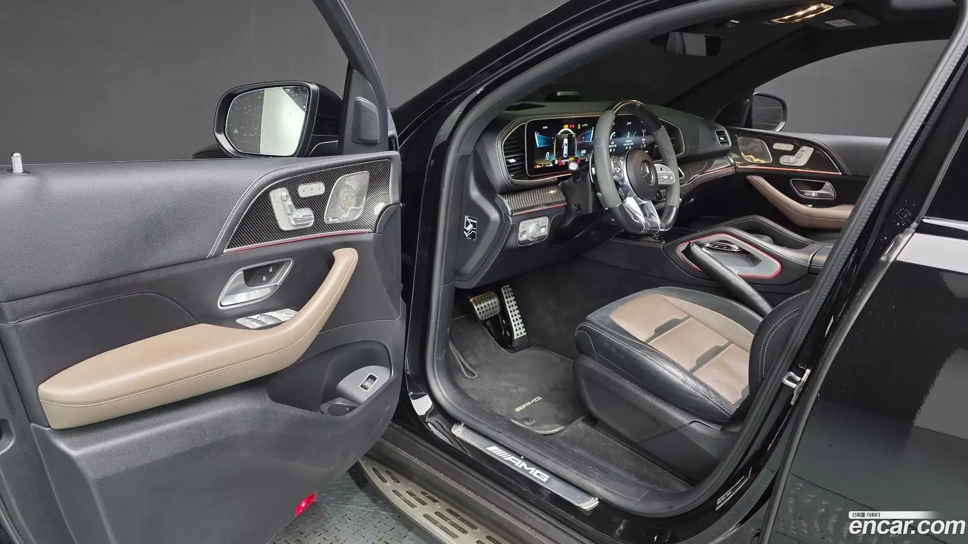 GLE-Class Mercedes-Benz 2021.9-INNER-010