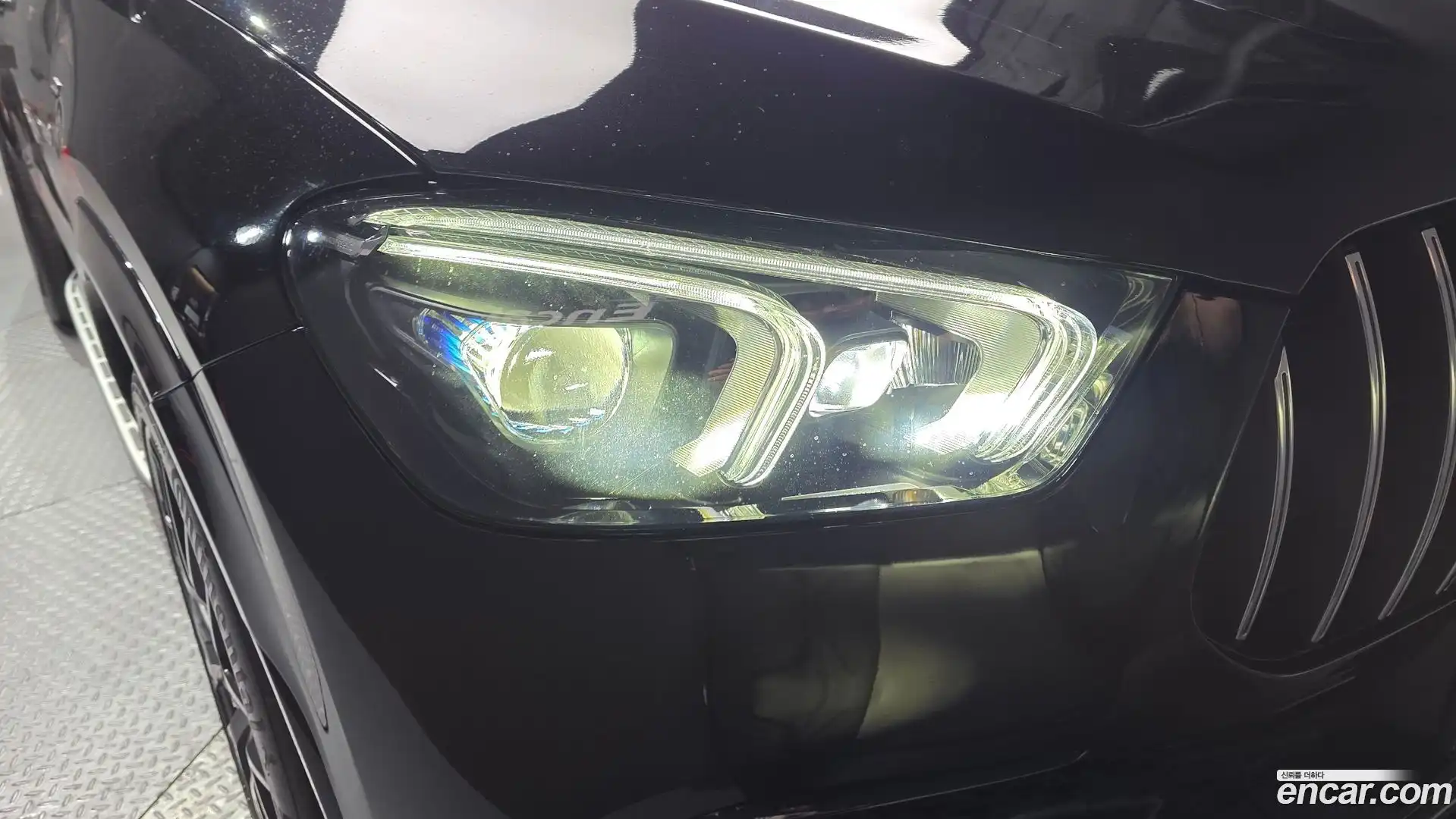 GLE-Class Mercedes-Benz 2021.9-OUTER-032