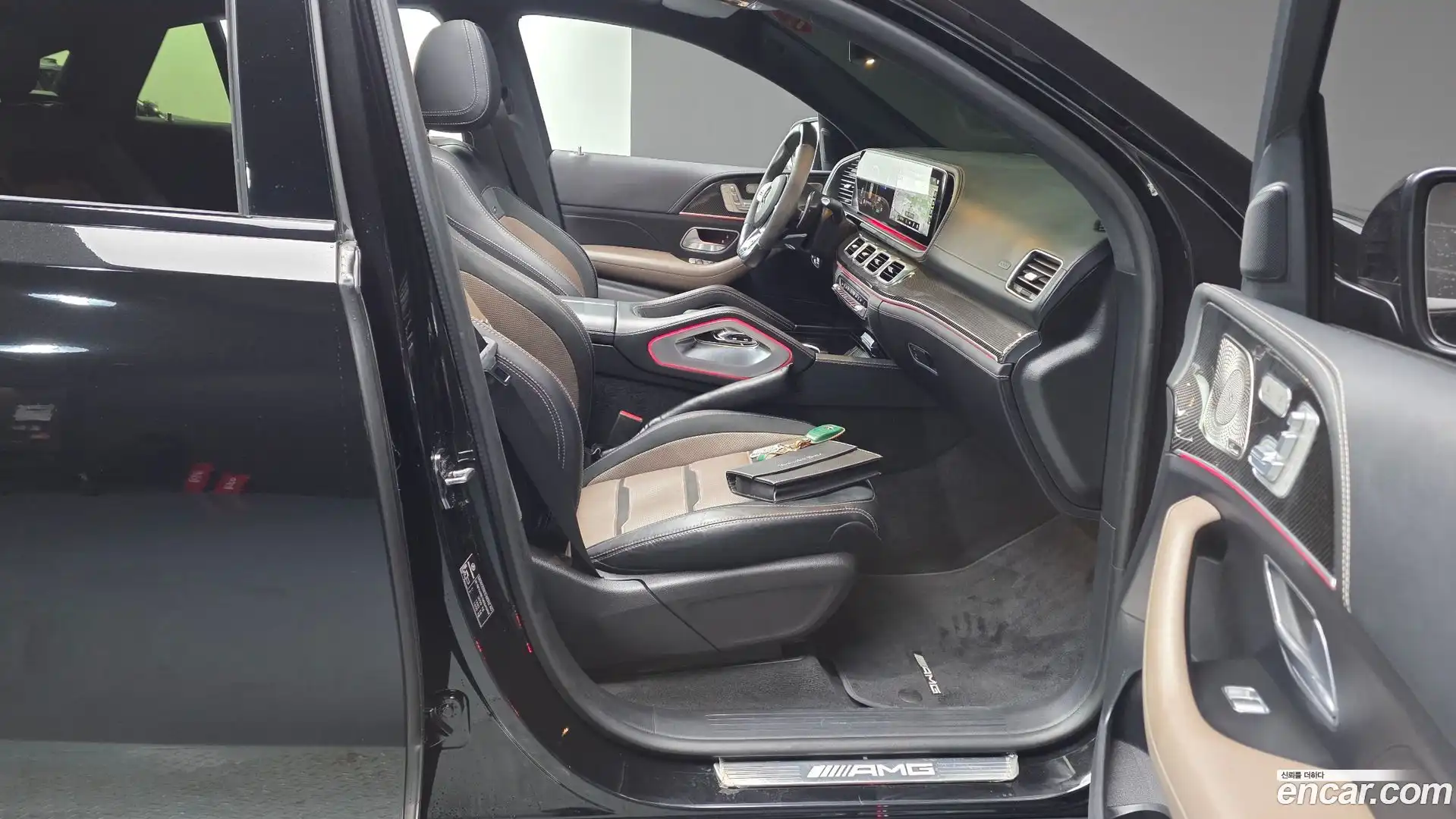 GLE-Class Mercedes-Benz 2021.9-INNER-036