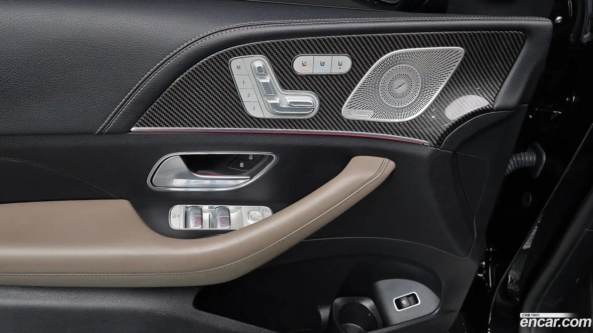 GLE-Class Mercedes-Benz 2021.9-OPTION-041