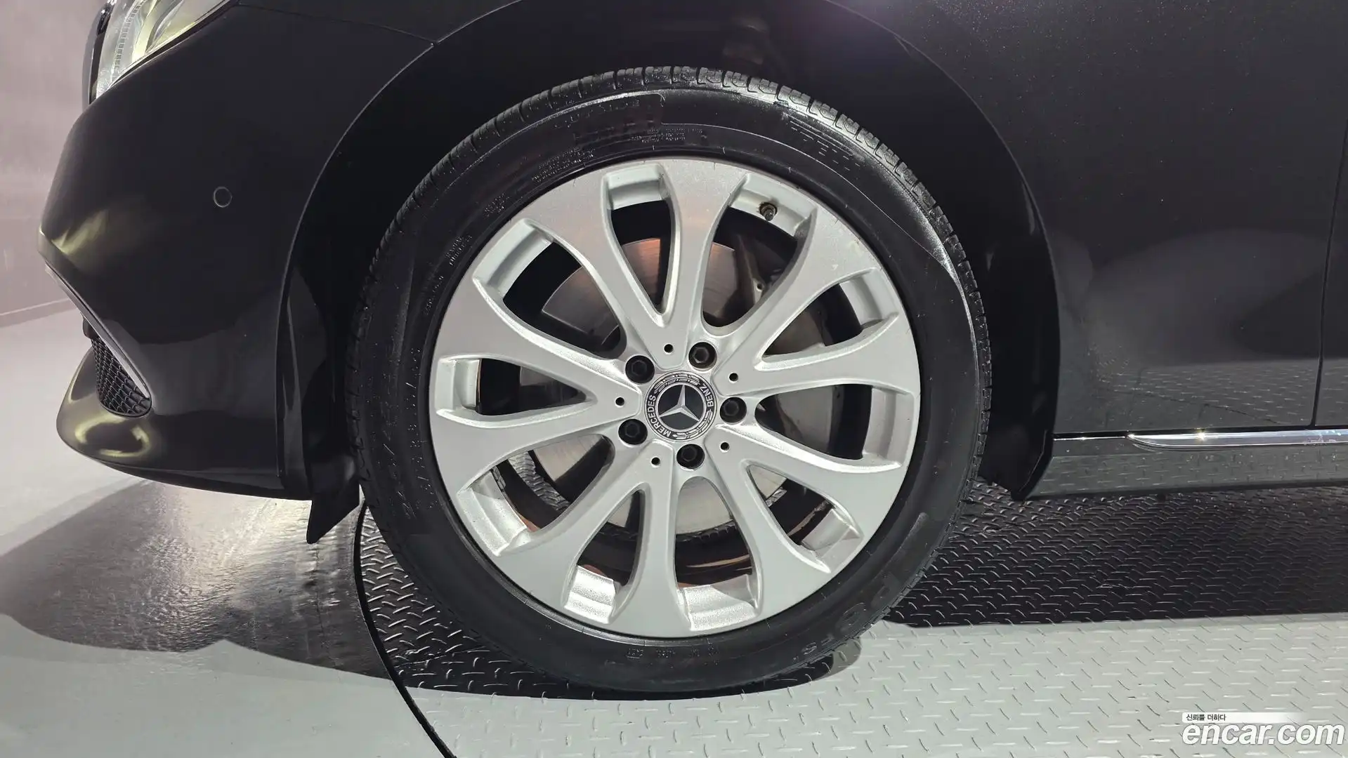 E-Class Mercedes-Benz 2018.10-OUTER-005