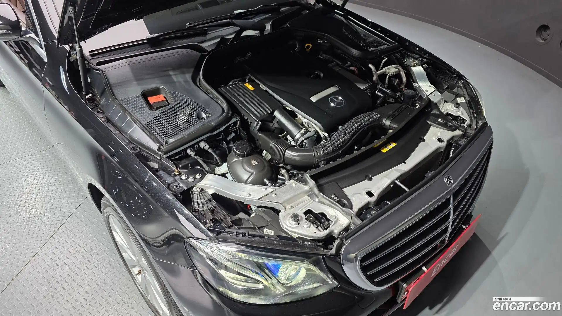 E-Class Mercedes-Benz 2018.10-OUTER-006