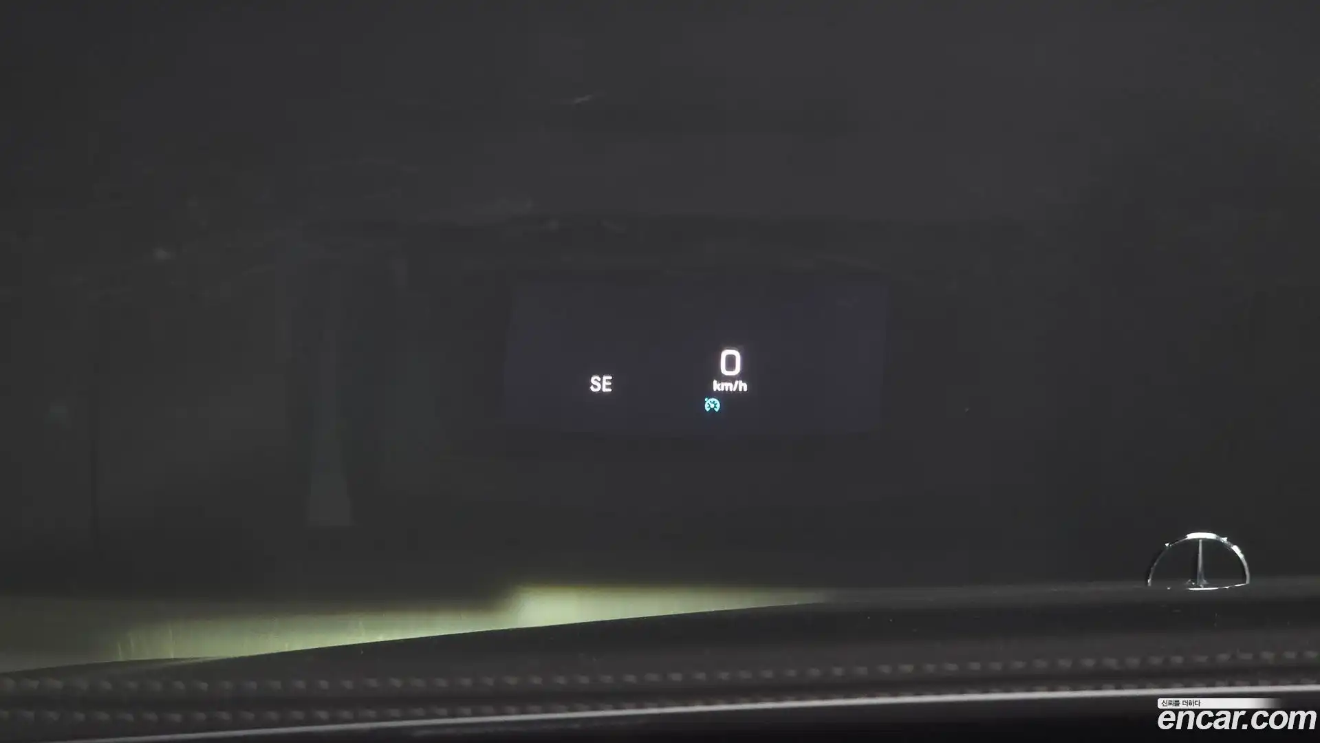 E-Class Mercedes-Benz 2018.10-OPTION-019