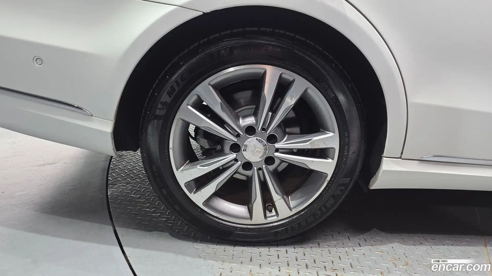 E-Class Mercedes-Benz 2015.11-OUTER-005