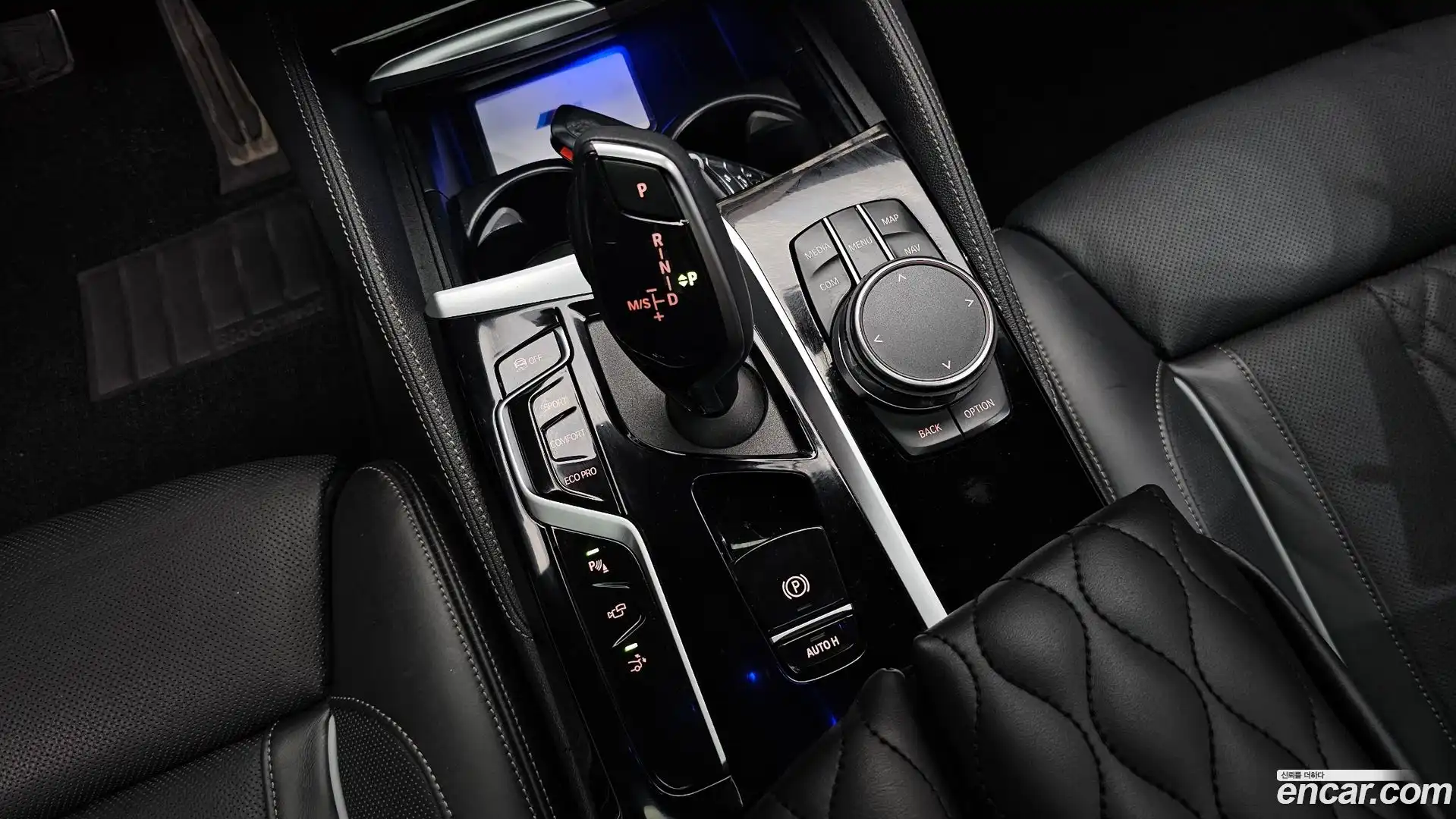 Gran Turismo BMW 2023.9-INNER-009