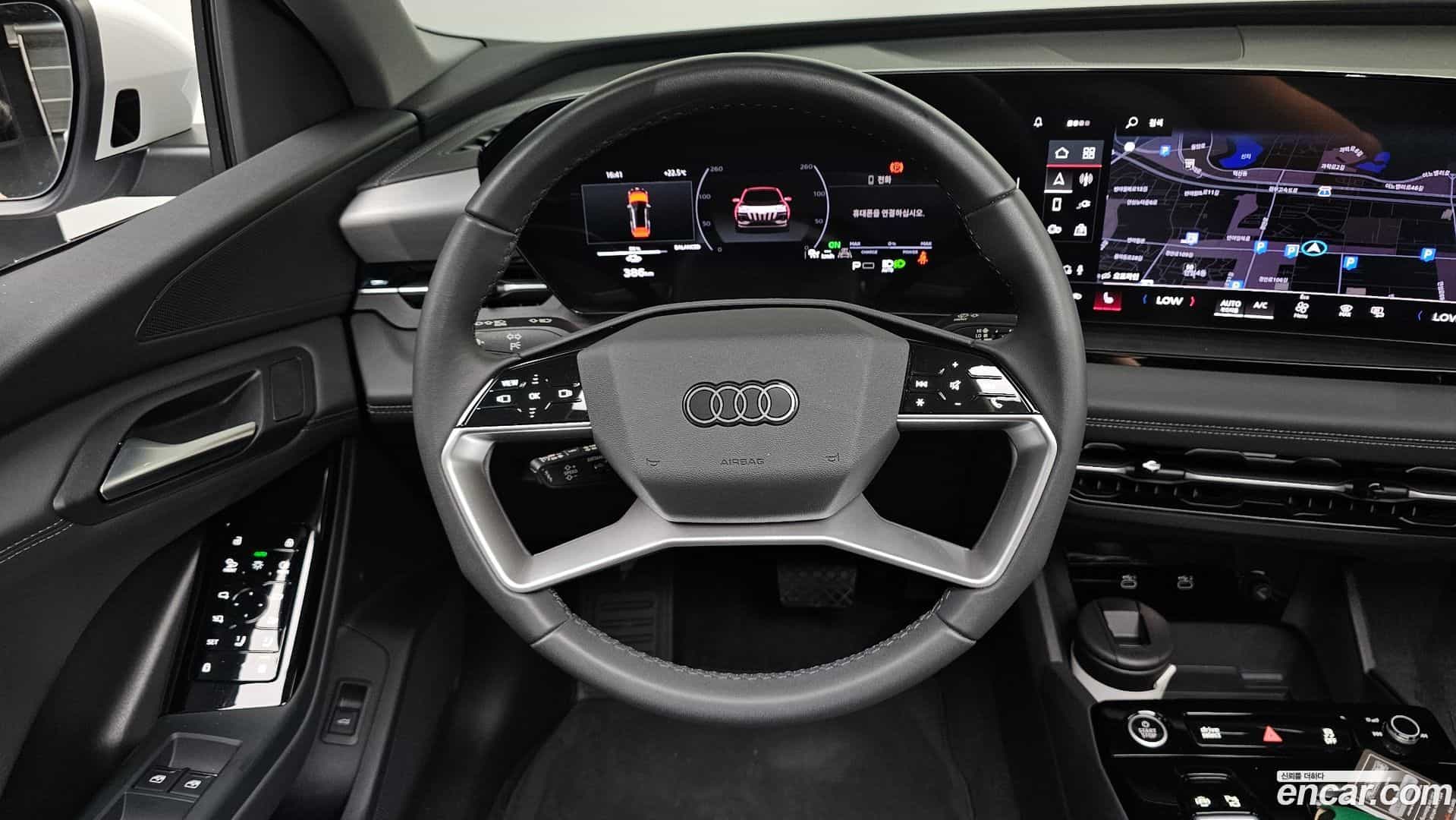 Q6 e-tron Audi 2025.8-OPTION-016