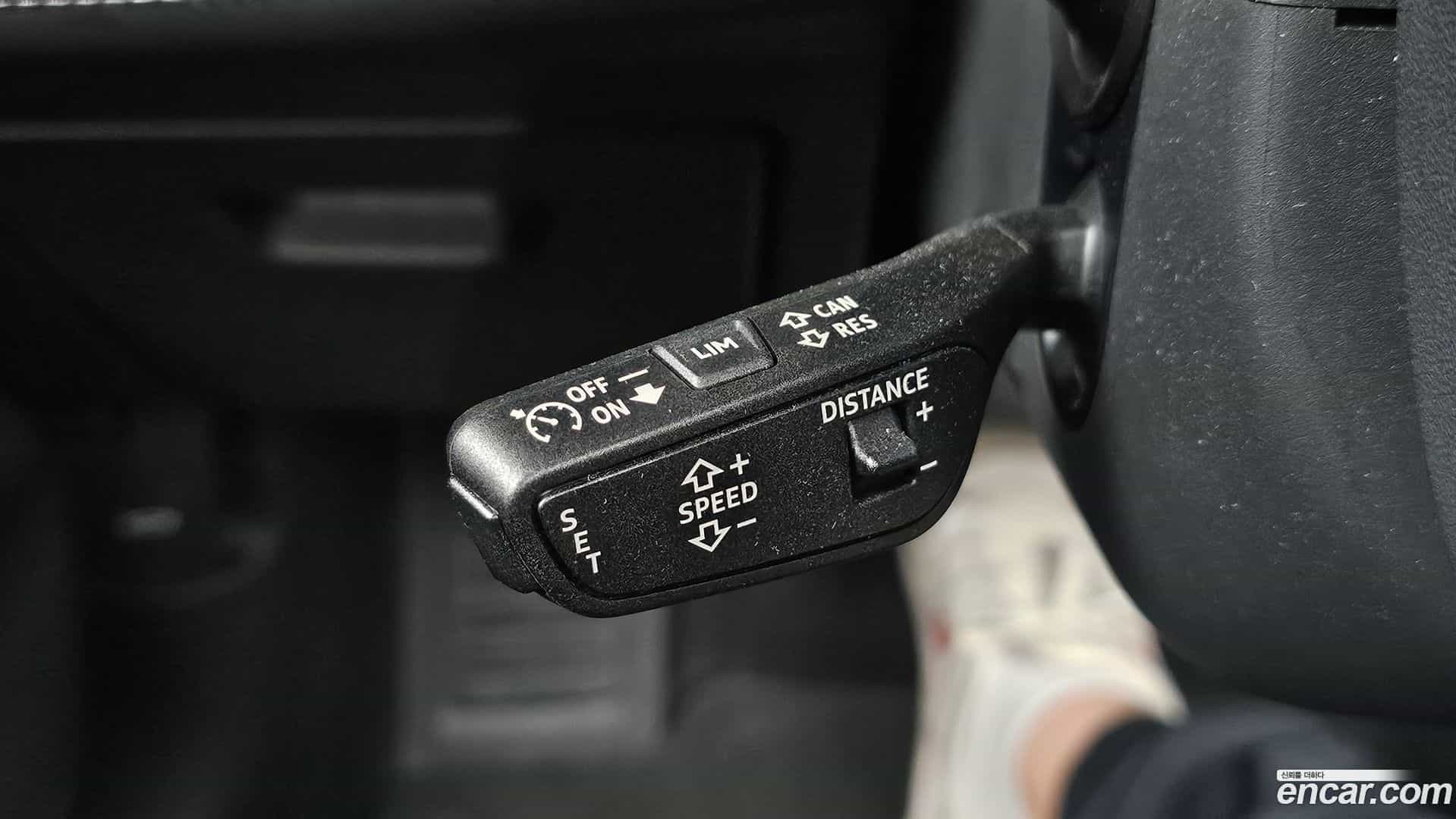 Q6 e-tron Audi 2025.8-OPTION-021