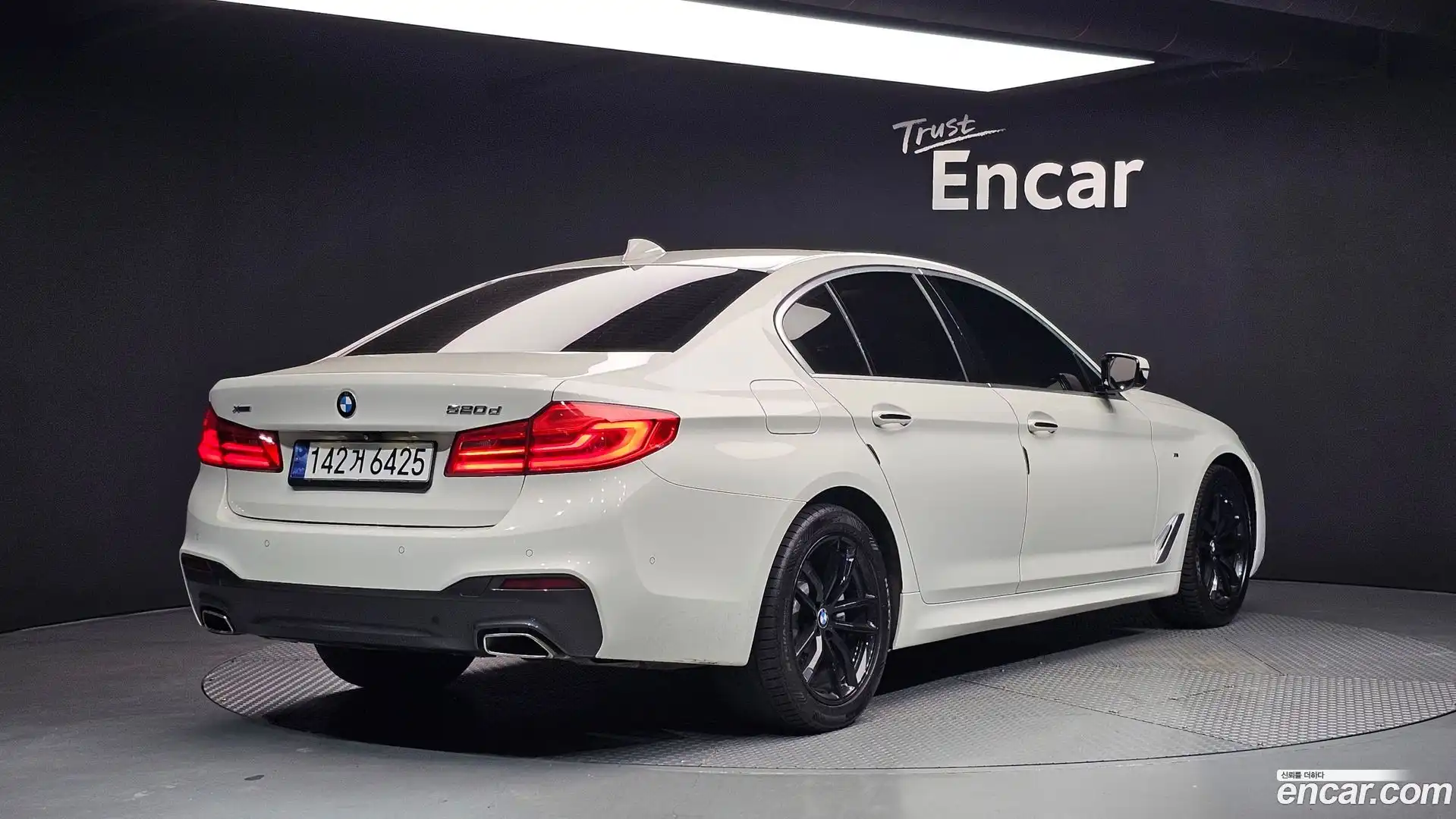 5-Series BMW 2017.11-OUTER-002