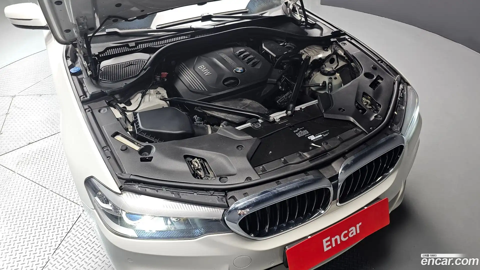 5-Series BMW 2017.11-OUTER-006