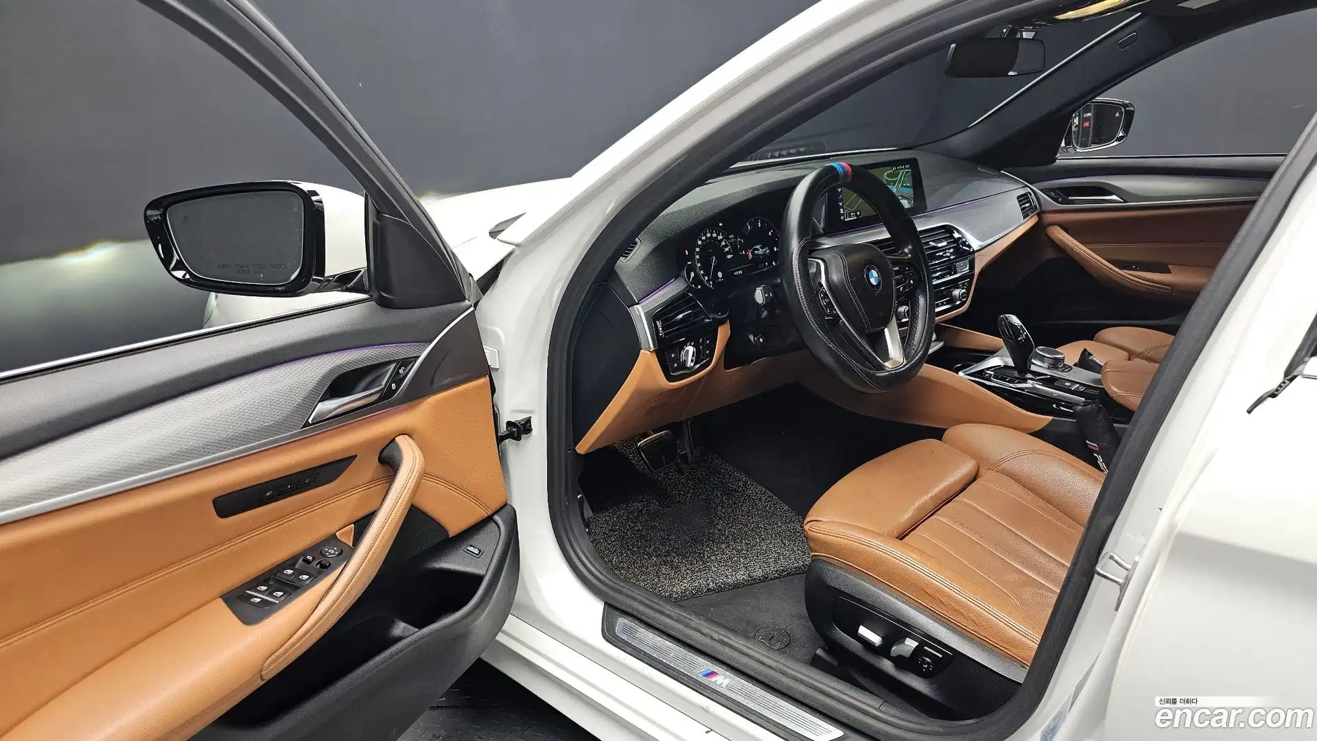 5-Series BMW 2017.11-INNER-010