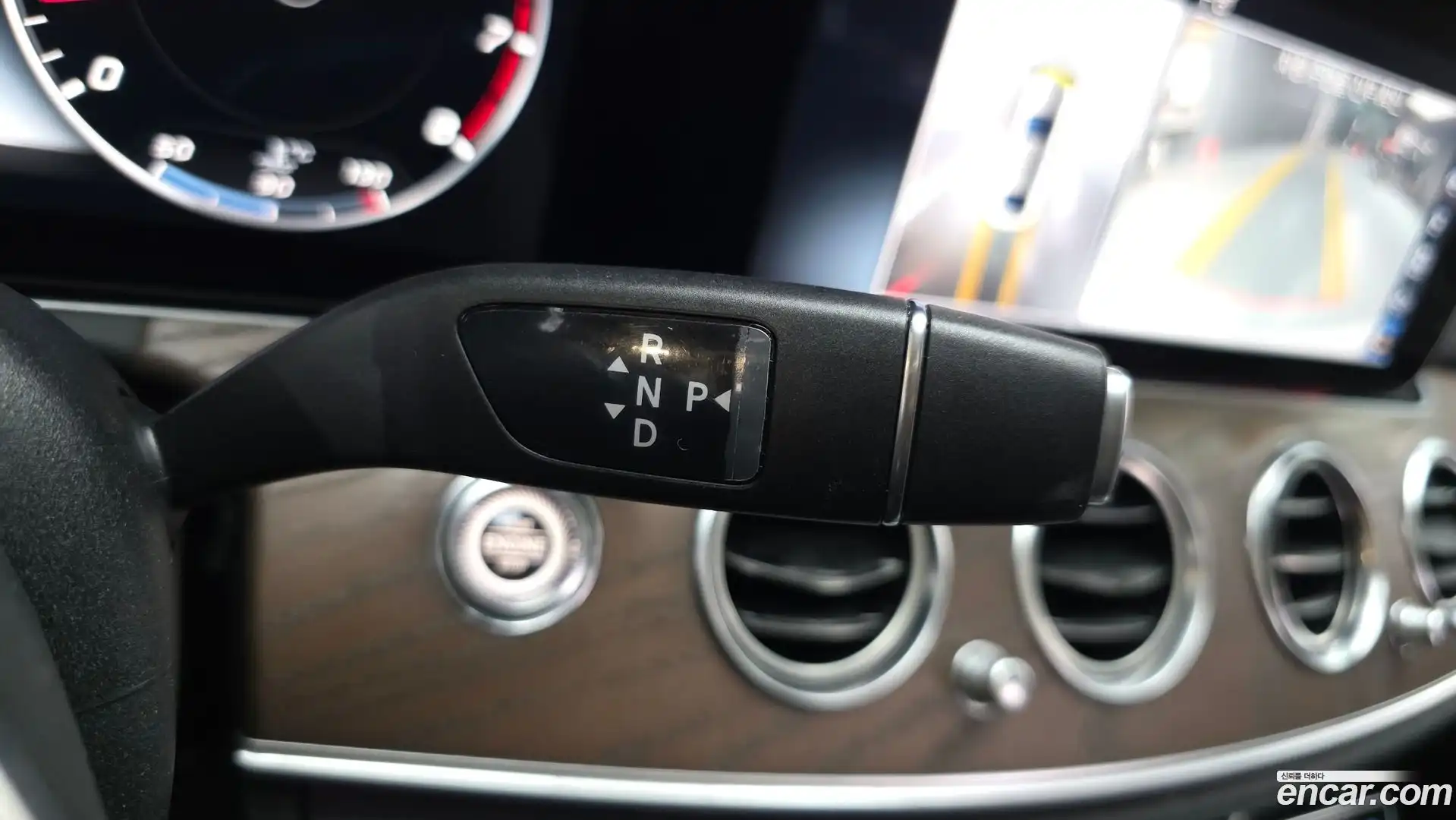 E-Class Mercedes-Benz 2019.3-INNER-009
