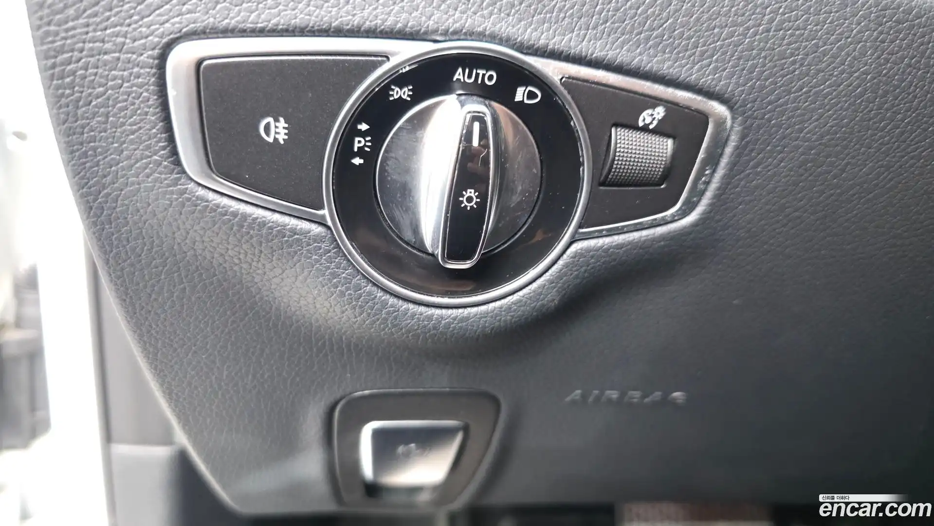 E-Class Mercedes-Benz 2019.3-OPTION-040