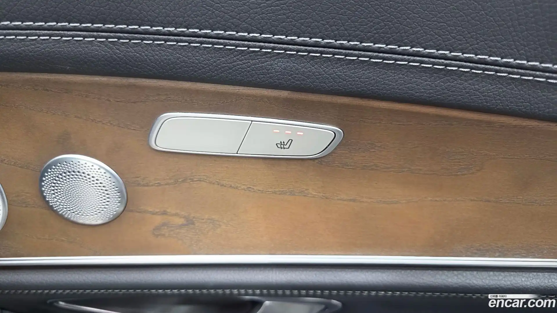 E-Class Mercedes-Benz 2019.3-OPTION-047