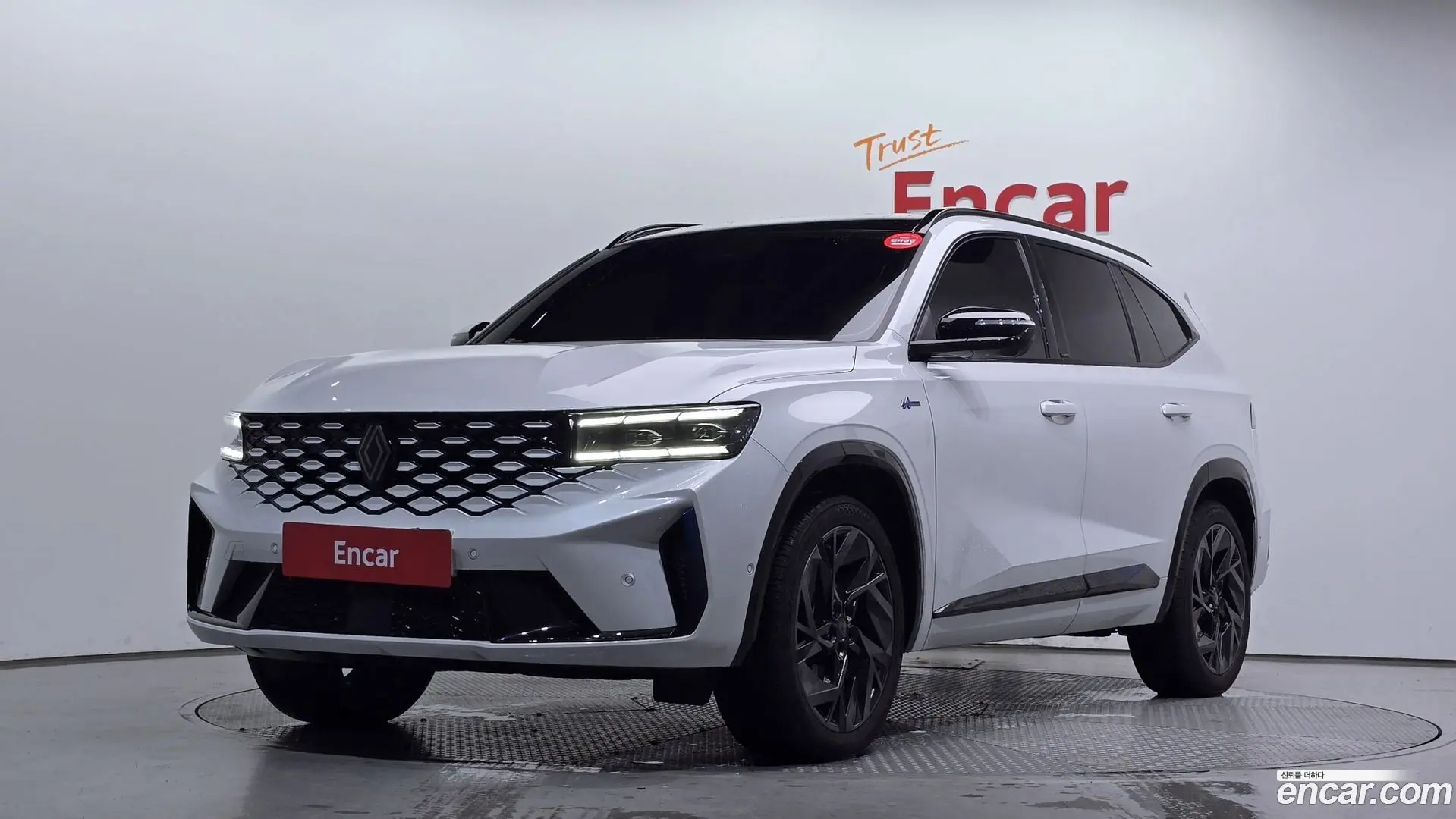 Main__Slider__Photo:Grand Koleos Renault Korea 2025.7-0
