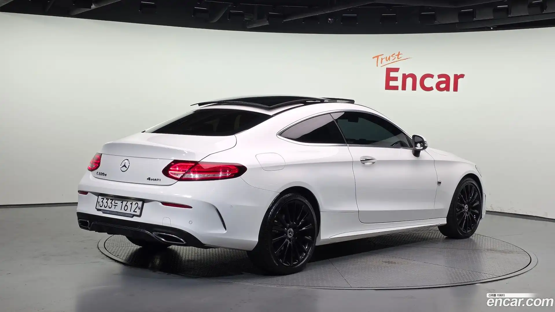 C-Class Mercedes-Benz 2019.8-OUTER-002